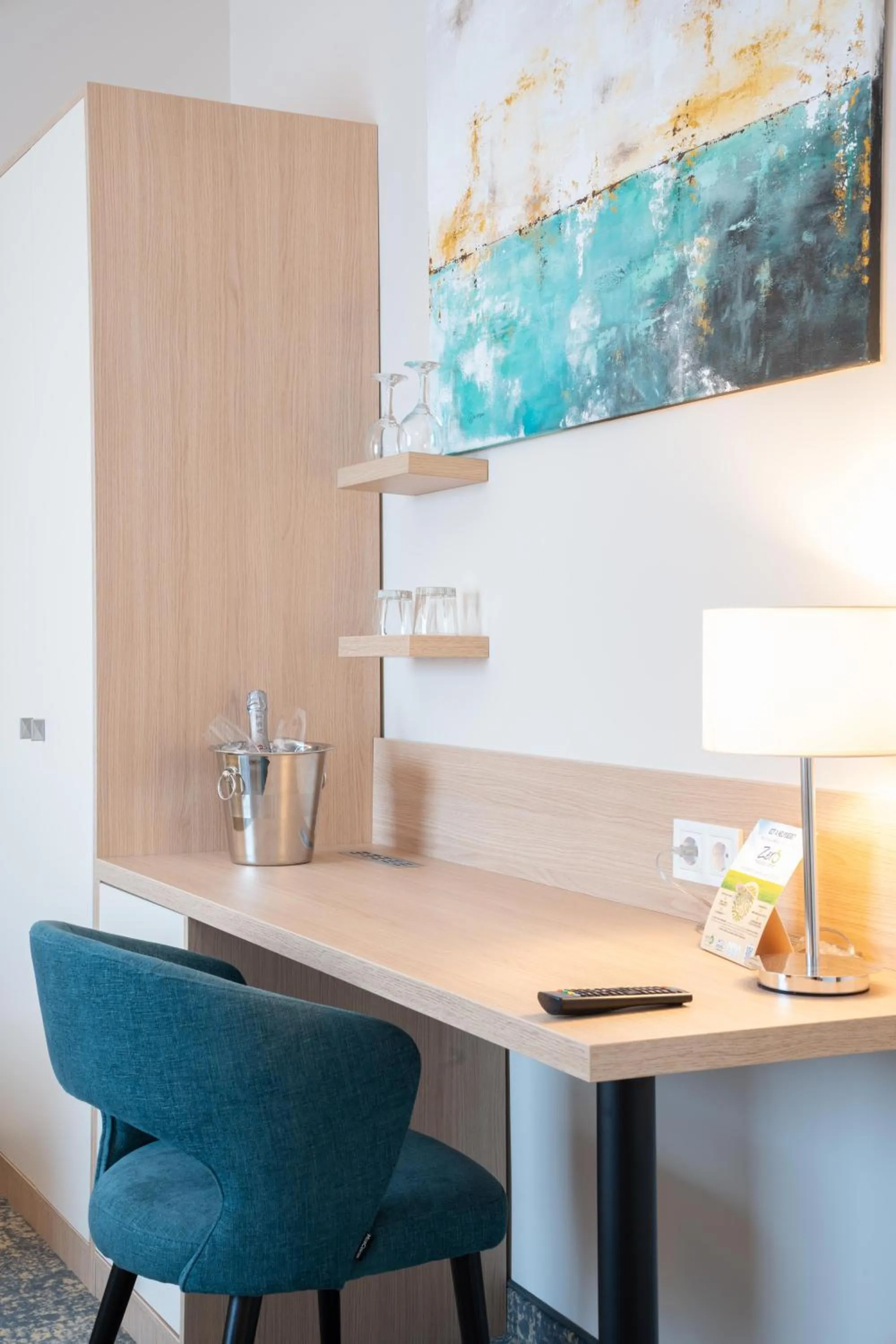 Seating area in Kikelet Club Hotel