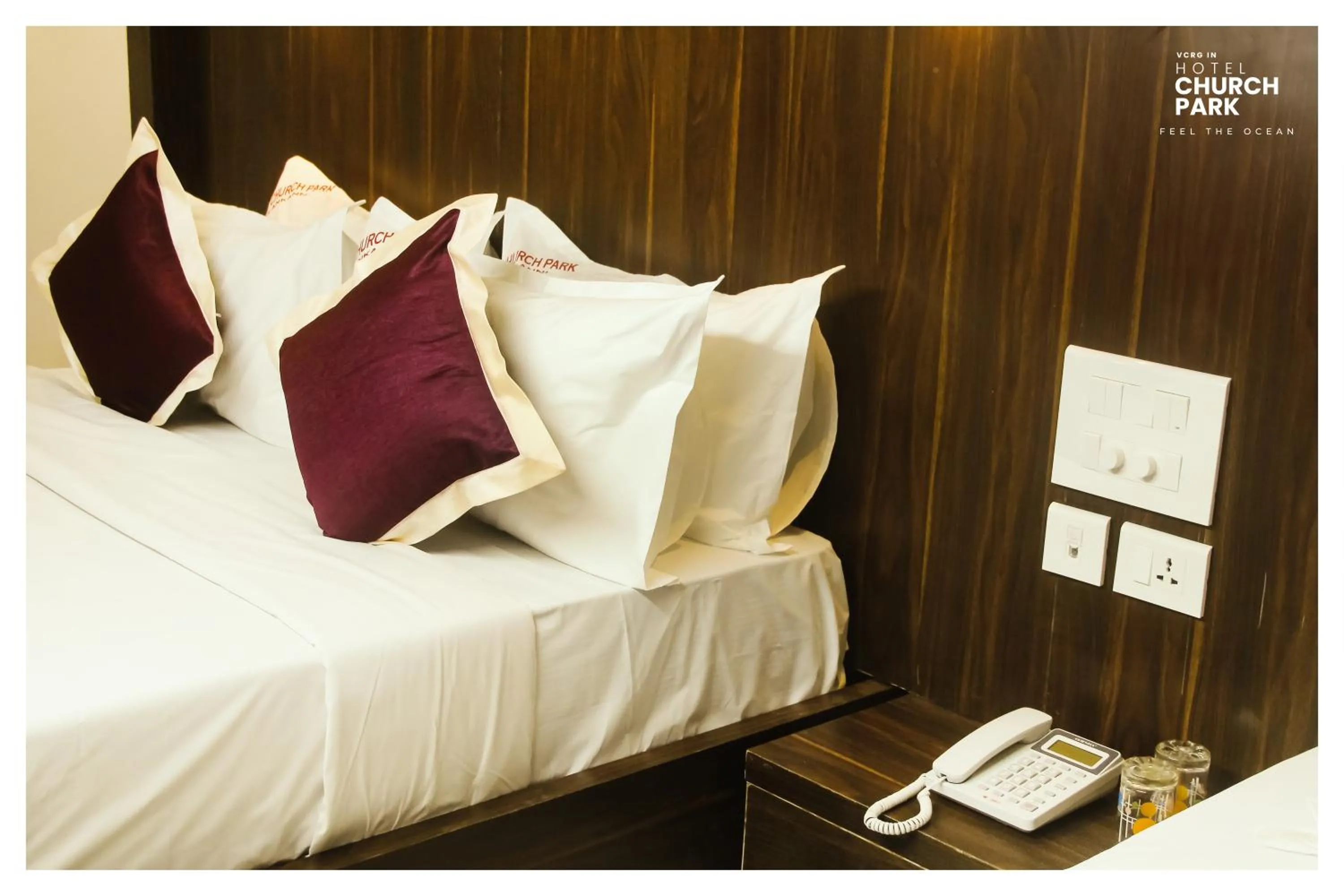 Bedroom, Bed in hotel church park