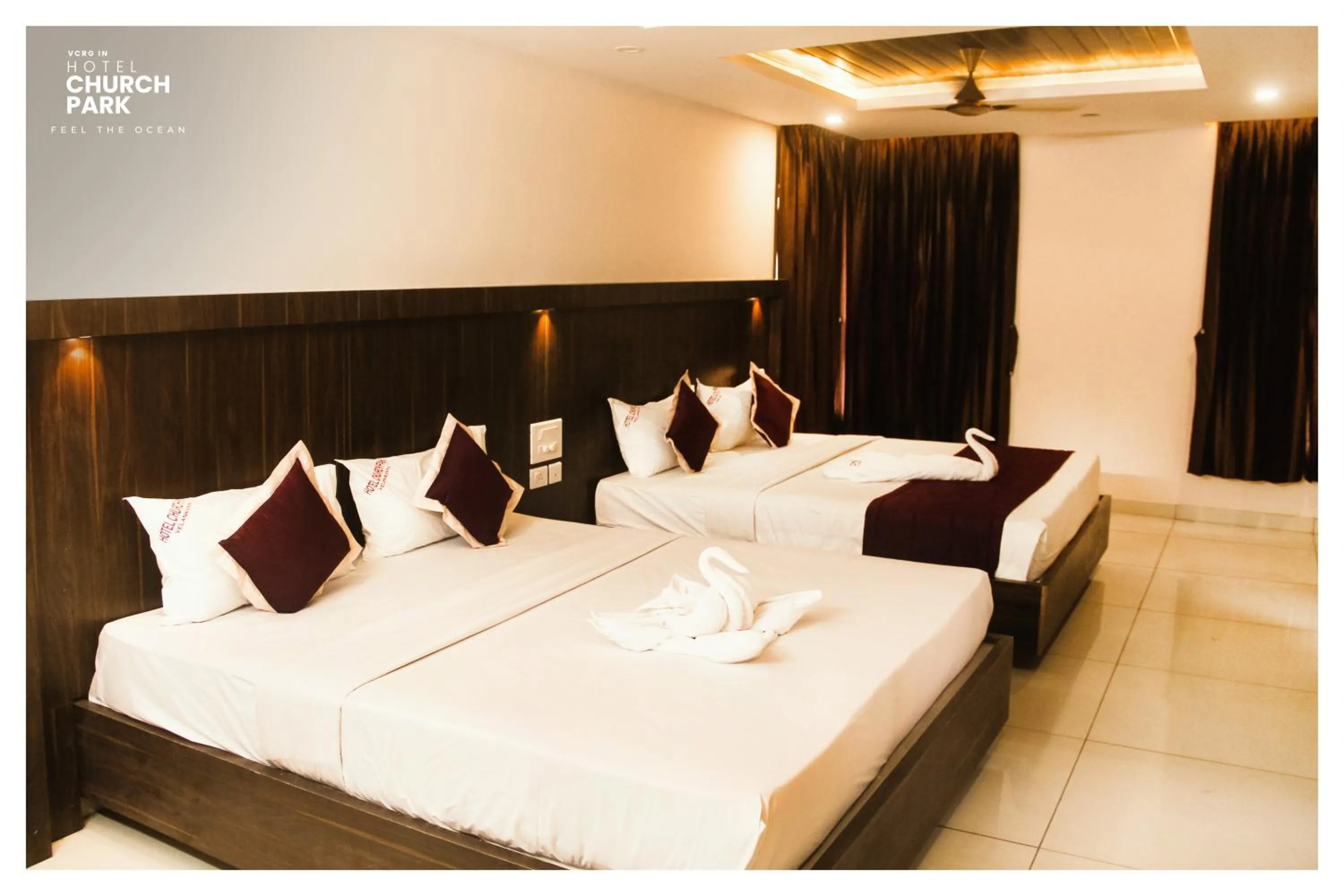 Photo of the whole room, Bed in hotel church park