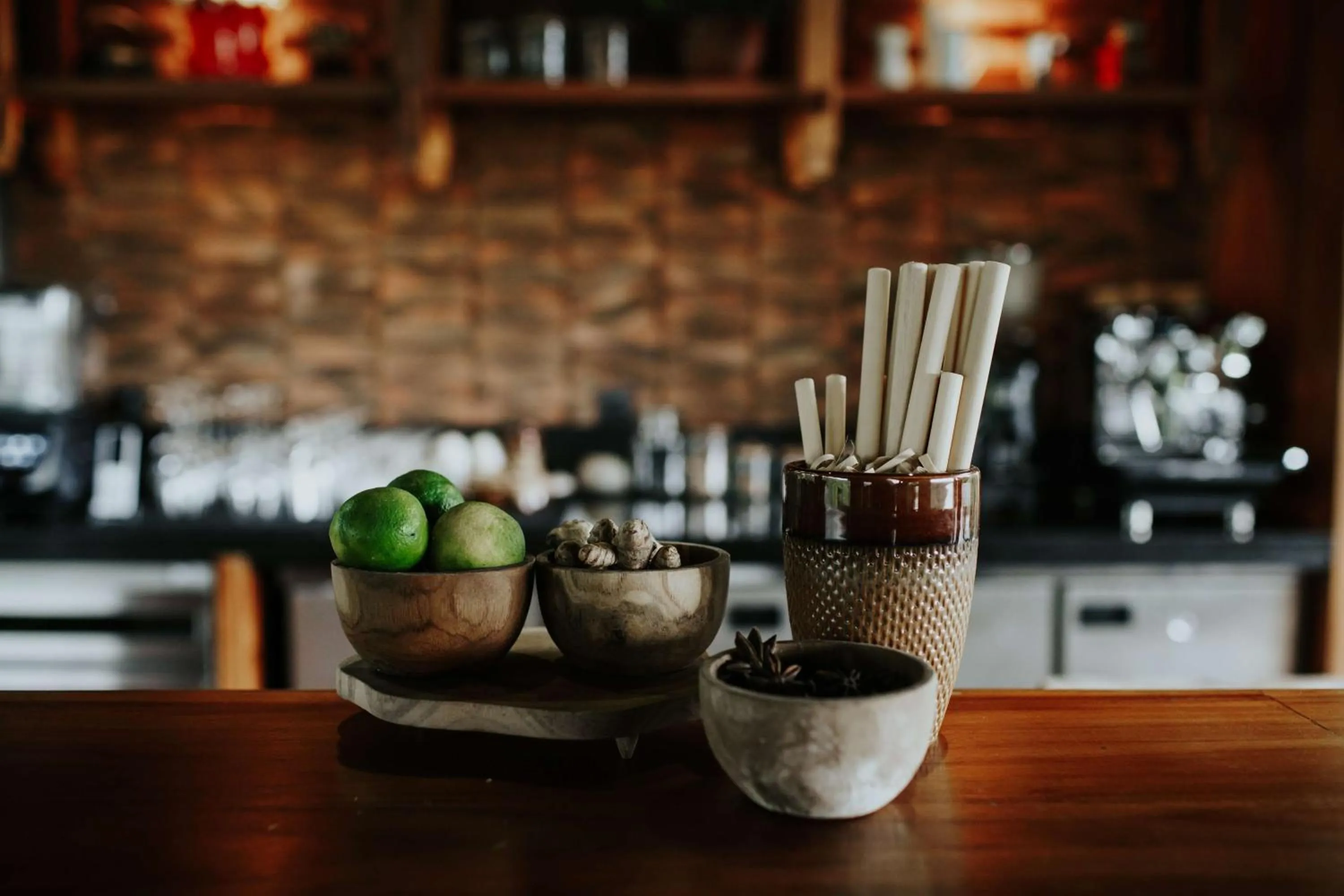 Lounge or bar in Buahan, a Banyan Tree Escape