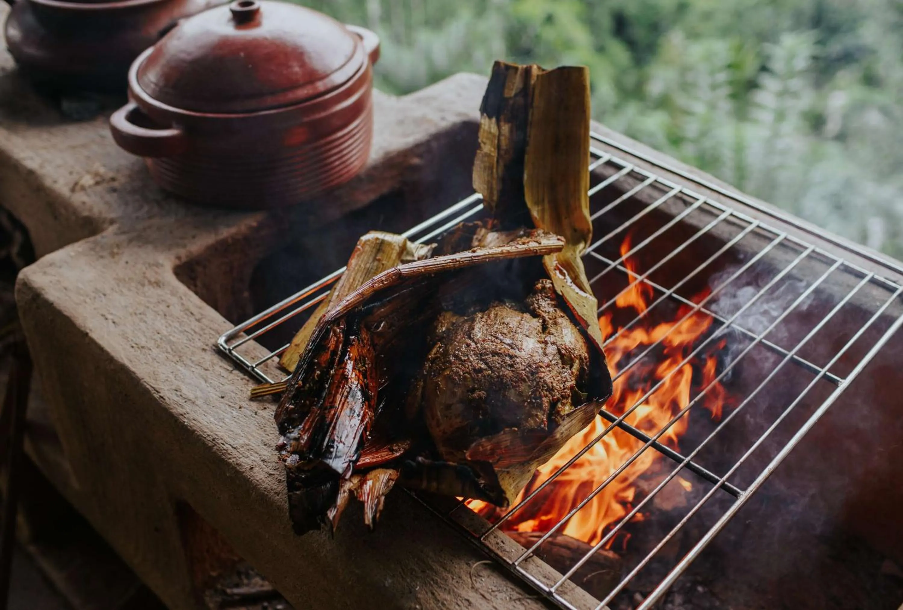 Restaurant/places to eat in Buahan, a Banyan Tree Escape