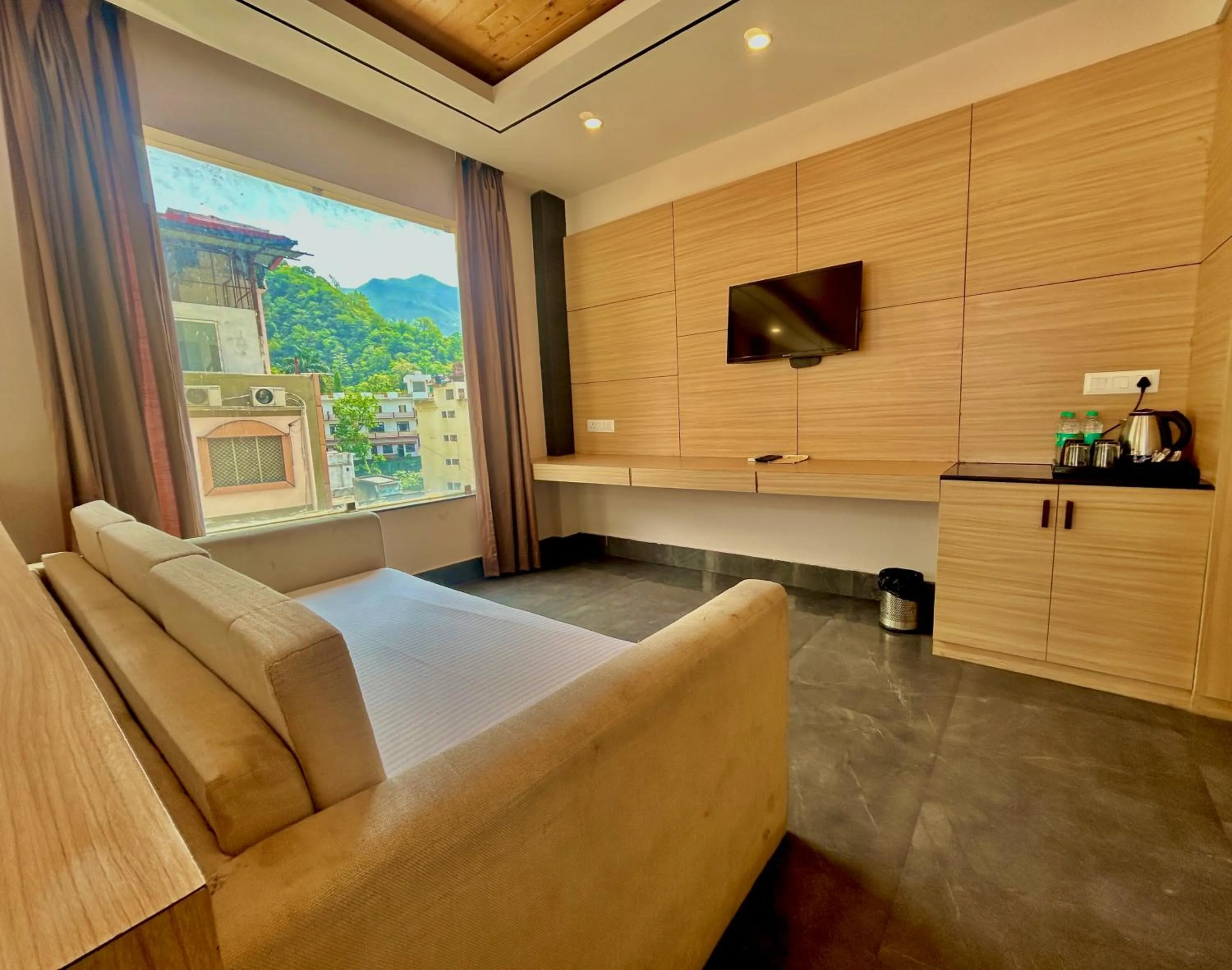 TV and multimedia in Hotel Aqua Vibes