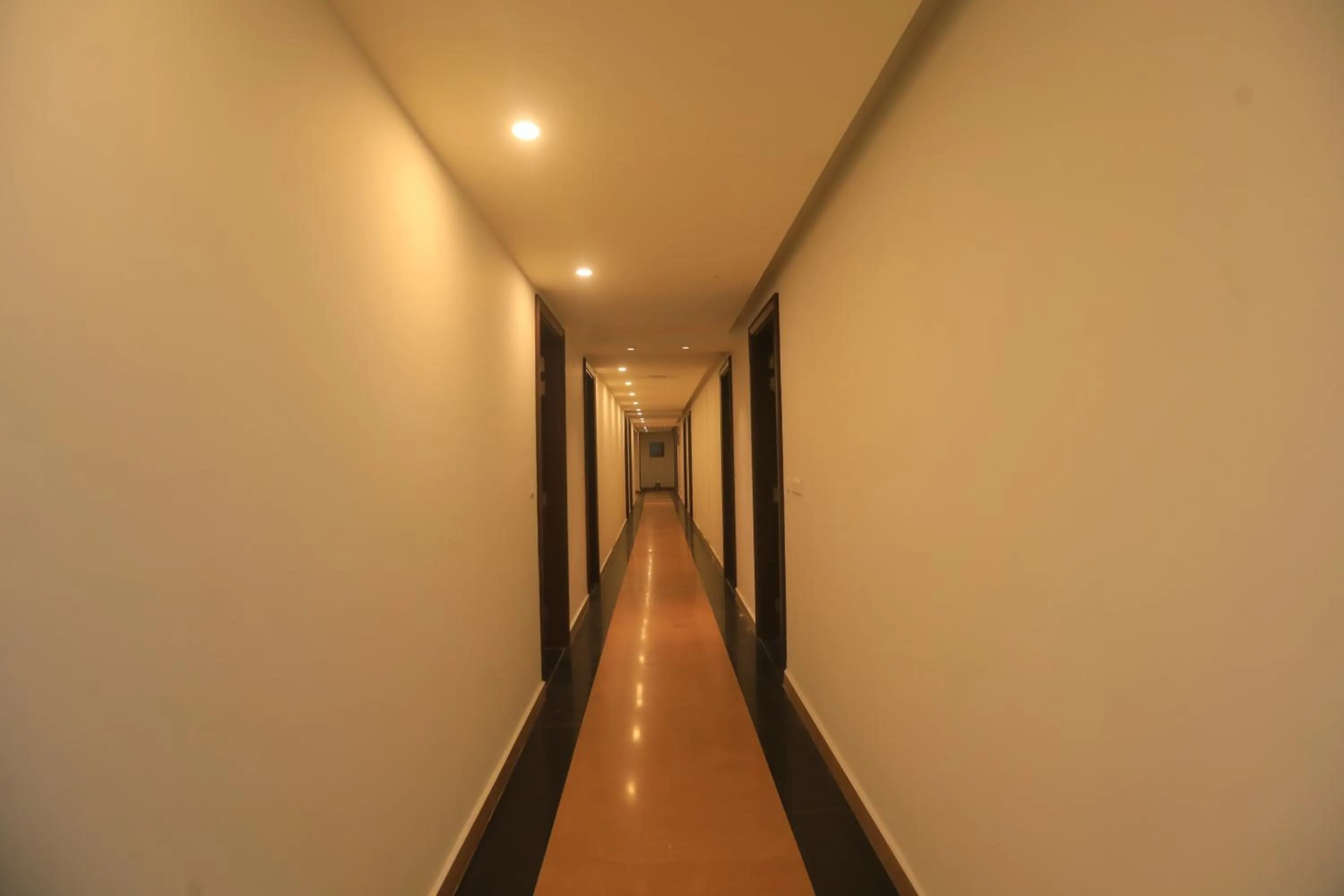 Property building in Hotel Aqua Vibes