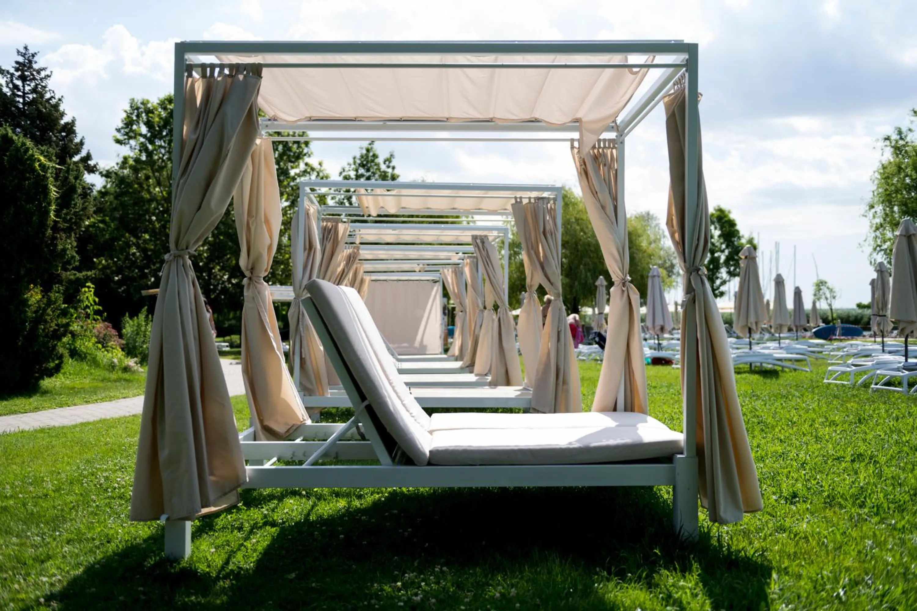 Garden in Hotel Marina Port