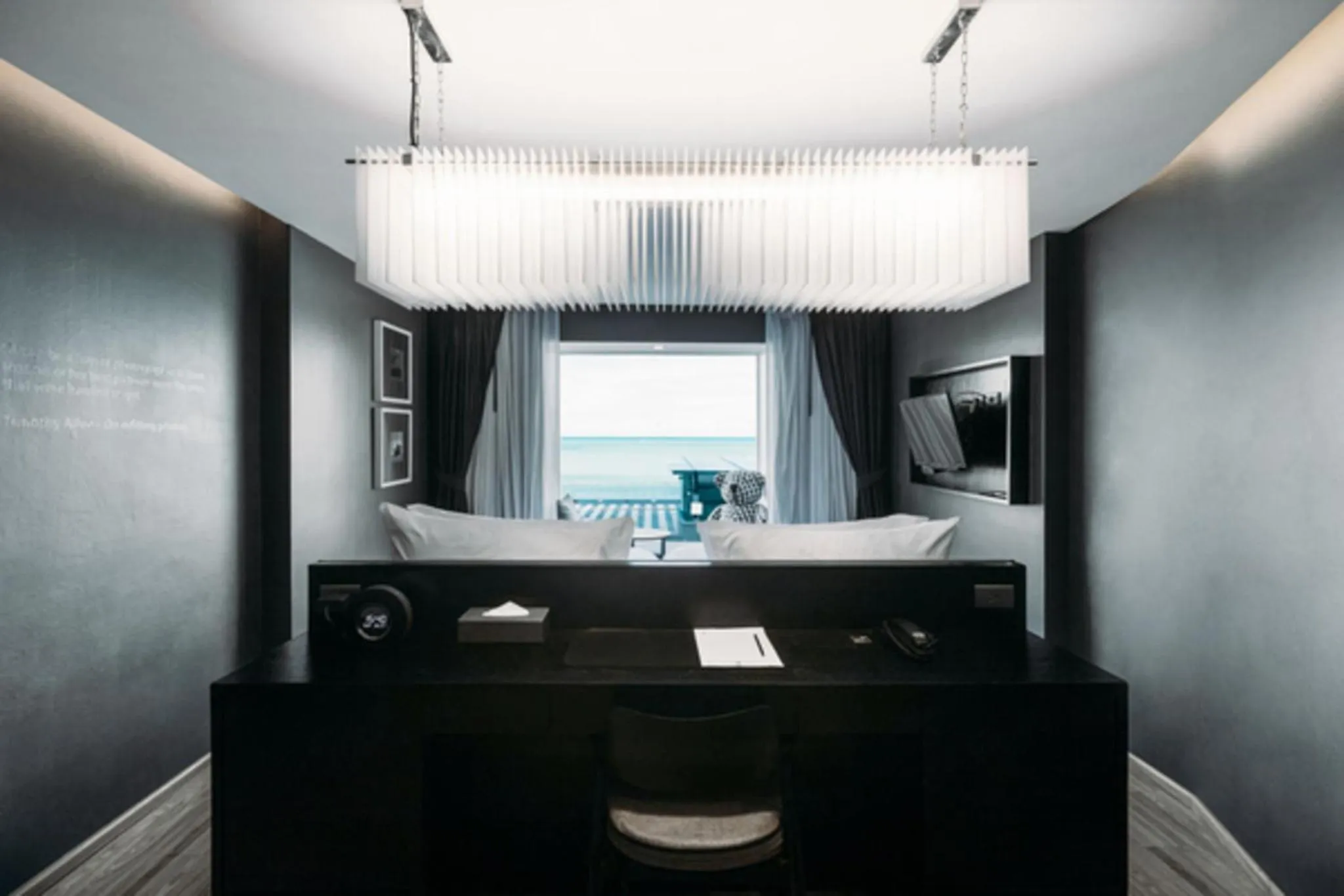 Bathroom in Foto Hotel Phuket Beachfront