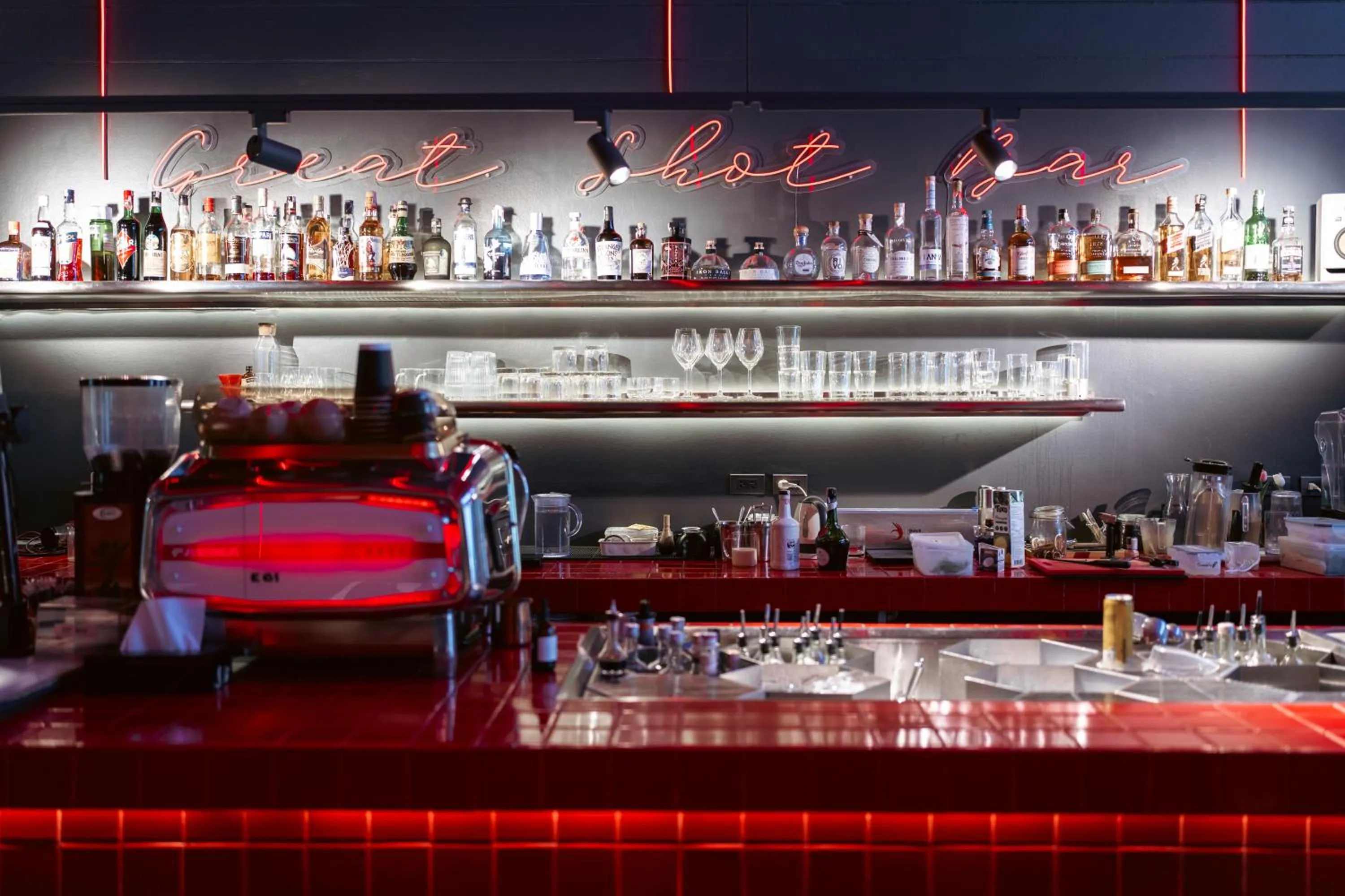 Lounge or bar in Foto Hotel Phuket Beachfront