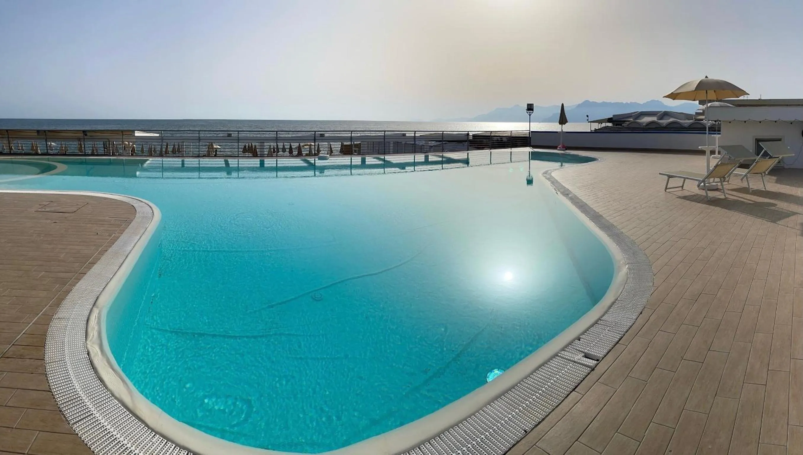 Swimming pool in Blu Hotel