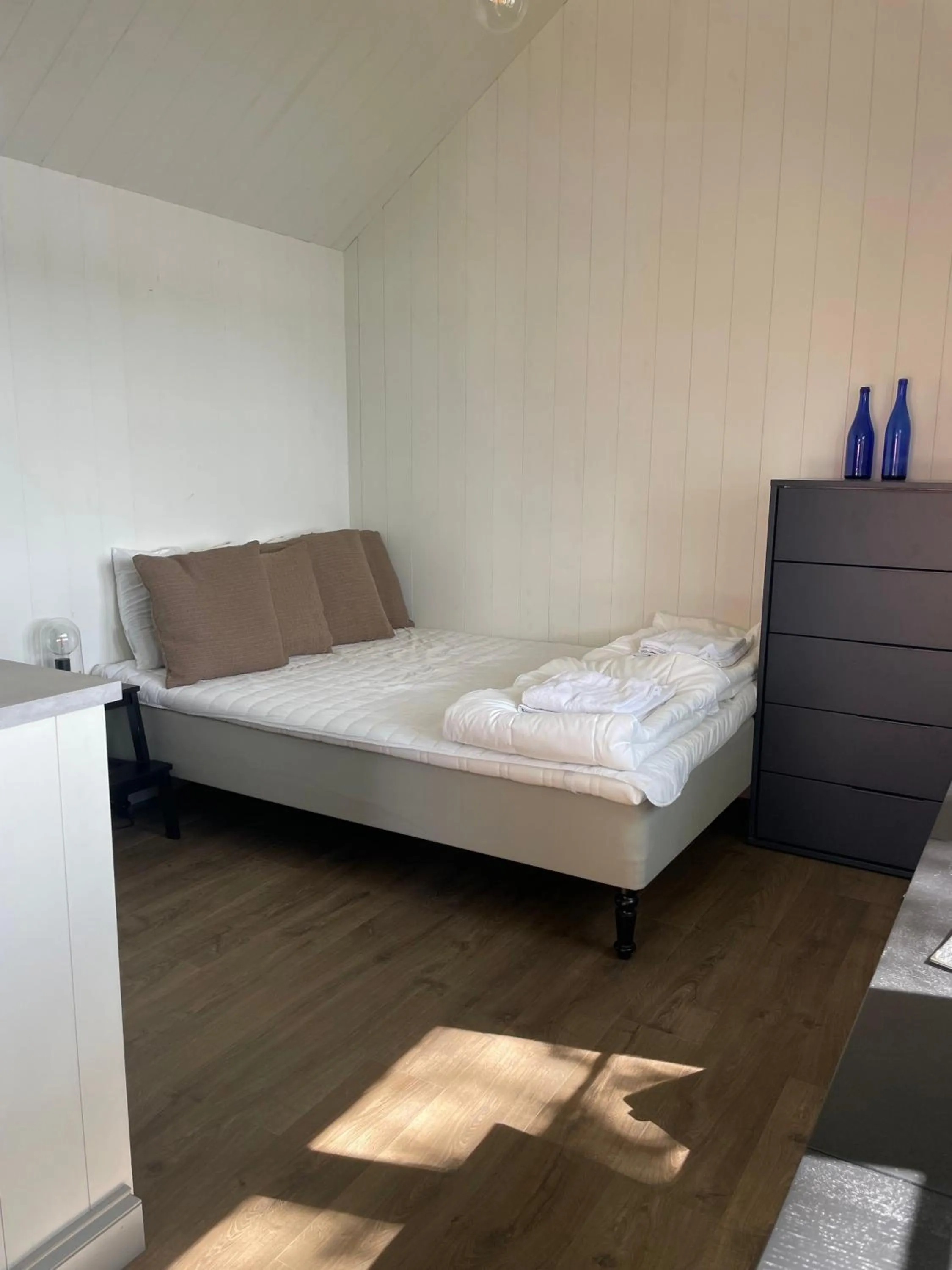 Bed in Bergs Gård & Hållsvikens Gård