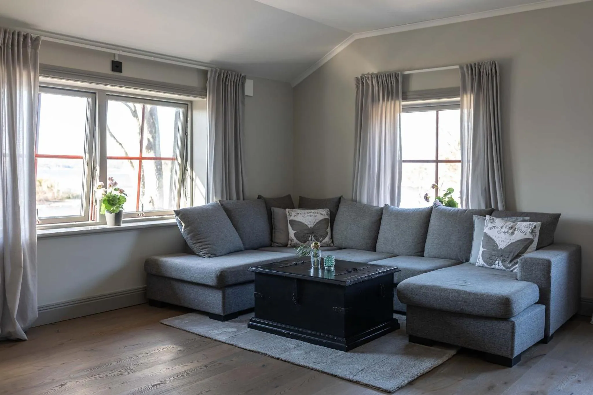 Bergs Gård & Hållsvikens Gård