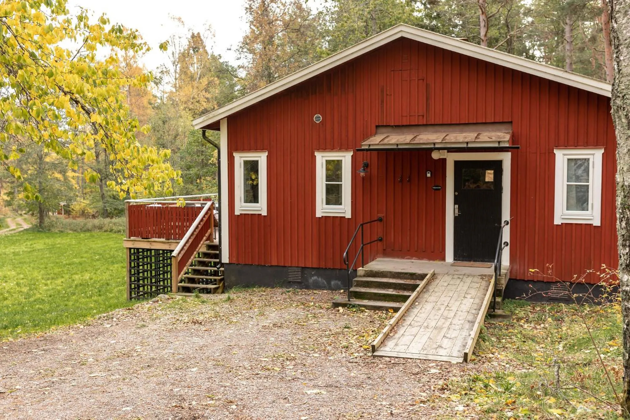 Property building in Bergs Gård & Hållsvikens Gård