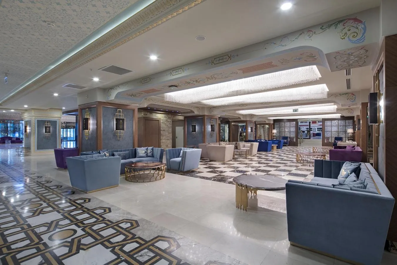 Seating area in Grand Millennium Konya