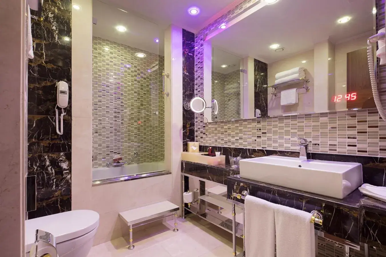 Standard Twin Room - single occupancy in Grand Millennium Konya Standard Twin Room - single occupancy in Grand Millennium Konya