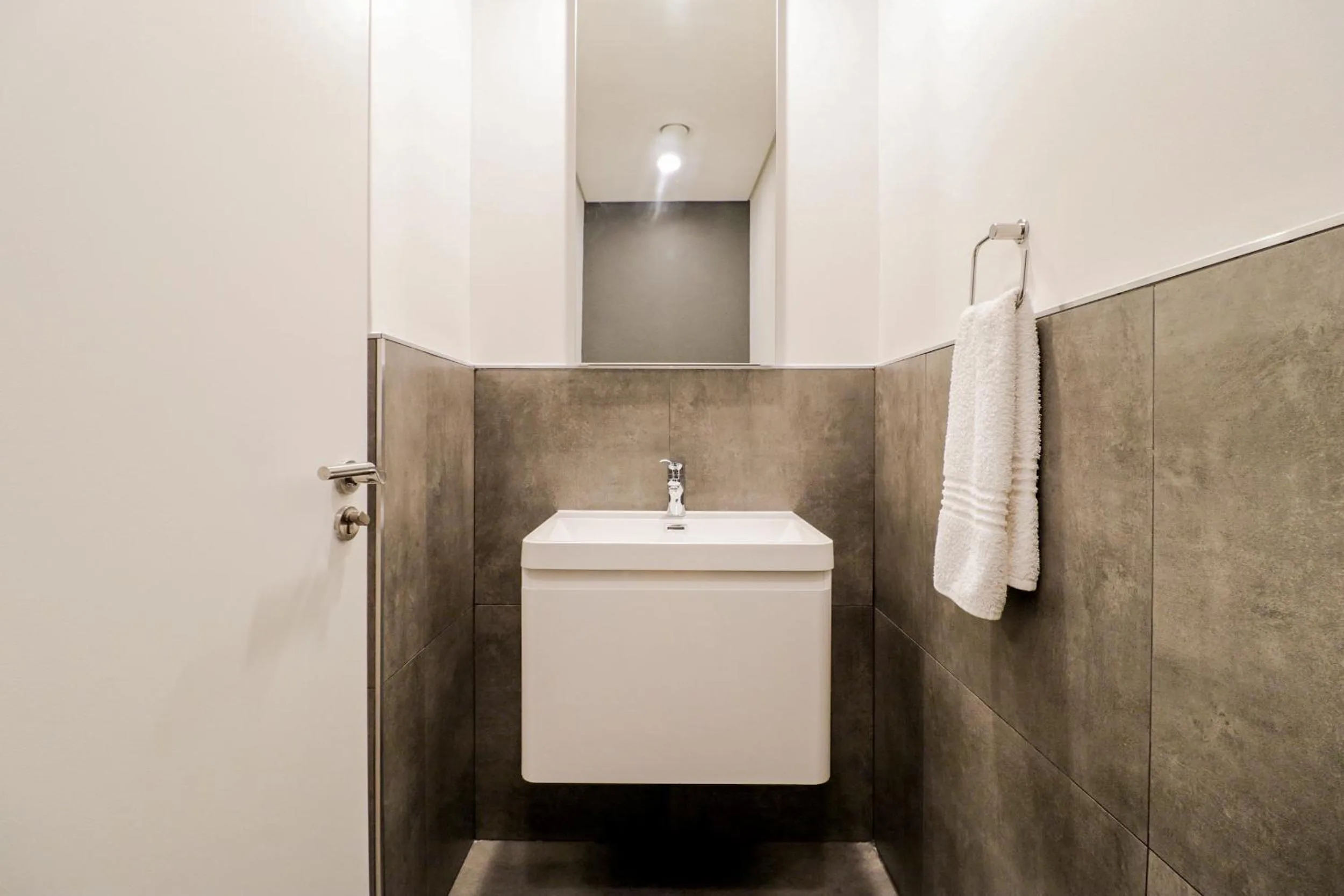 Bathroom in Reserved Suites Illovo