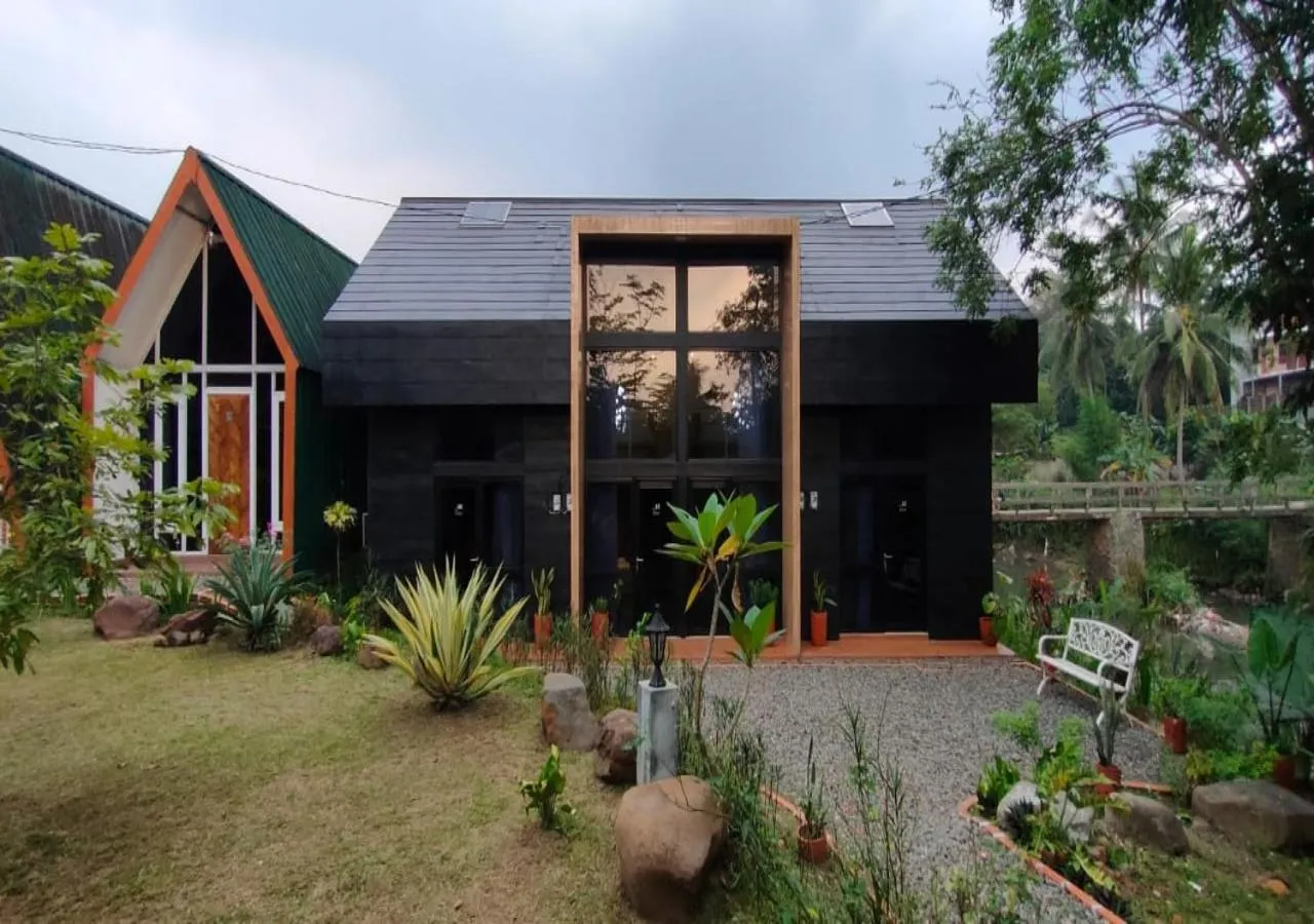 Property building in GSV Cottage Sharia