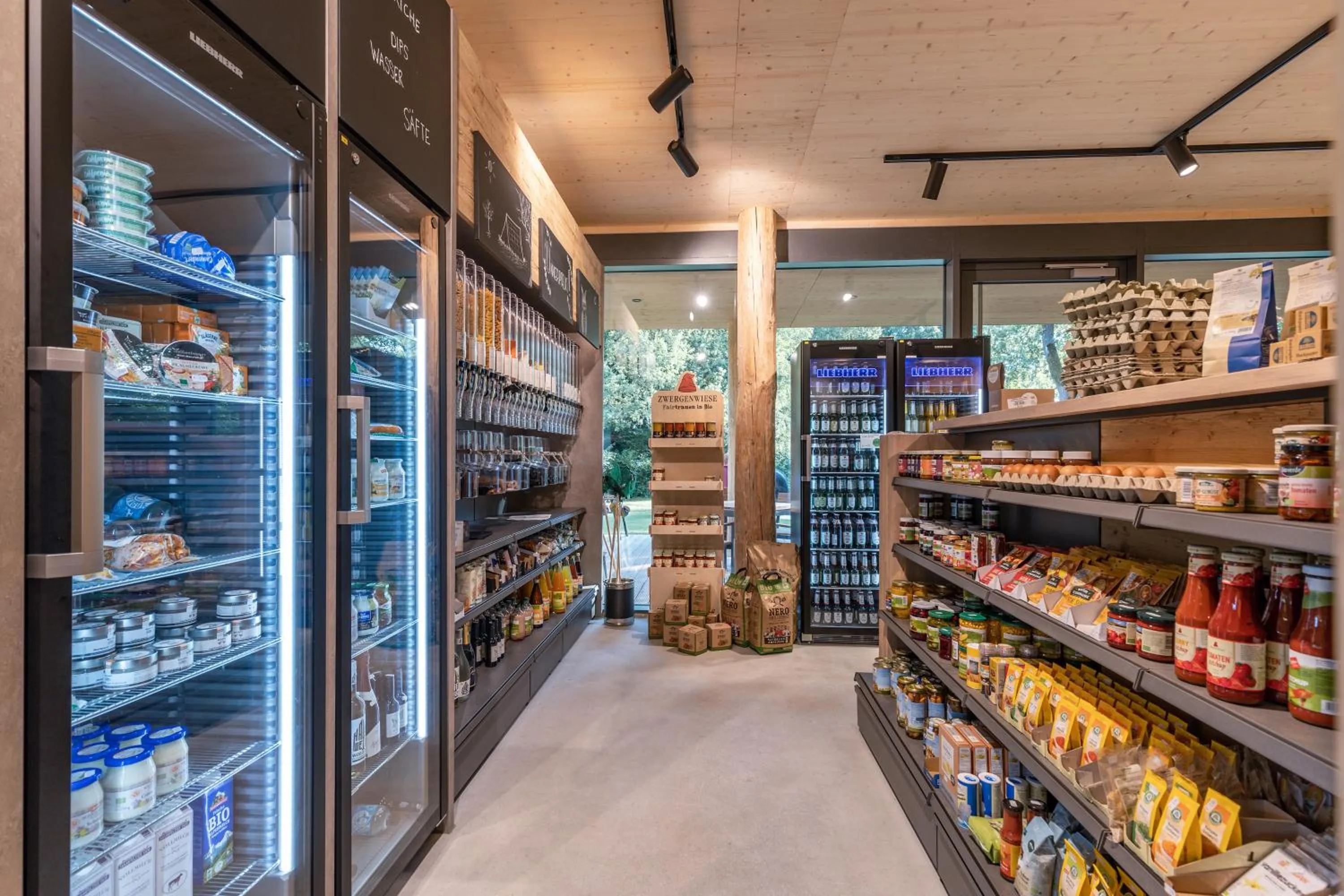 Restaurant/places to eat in Hotel 11 Eulen