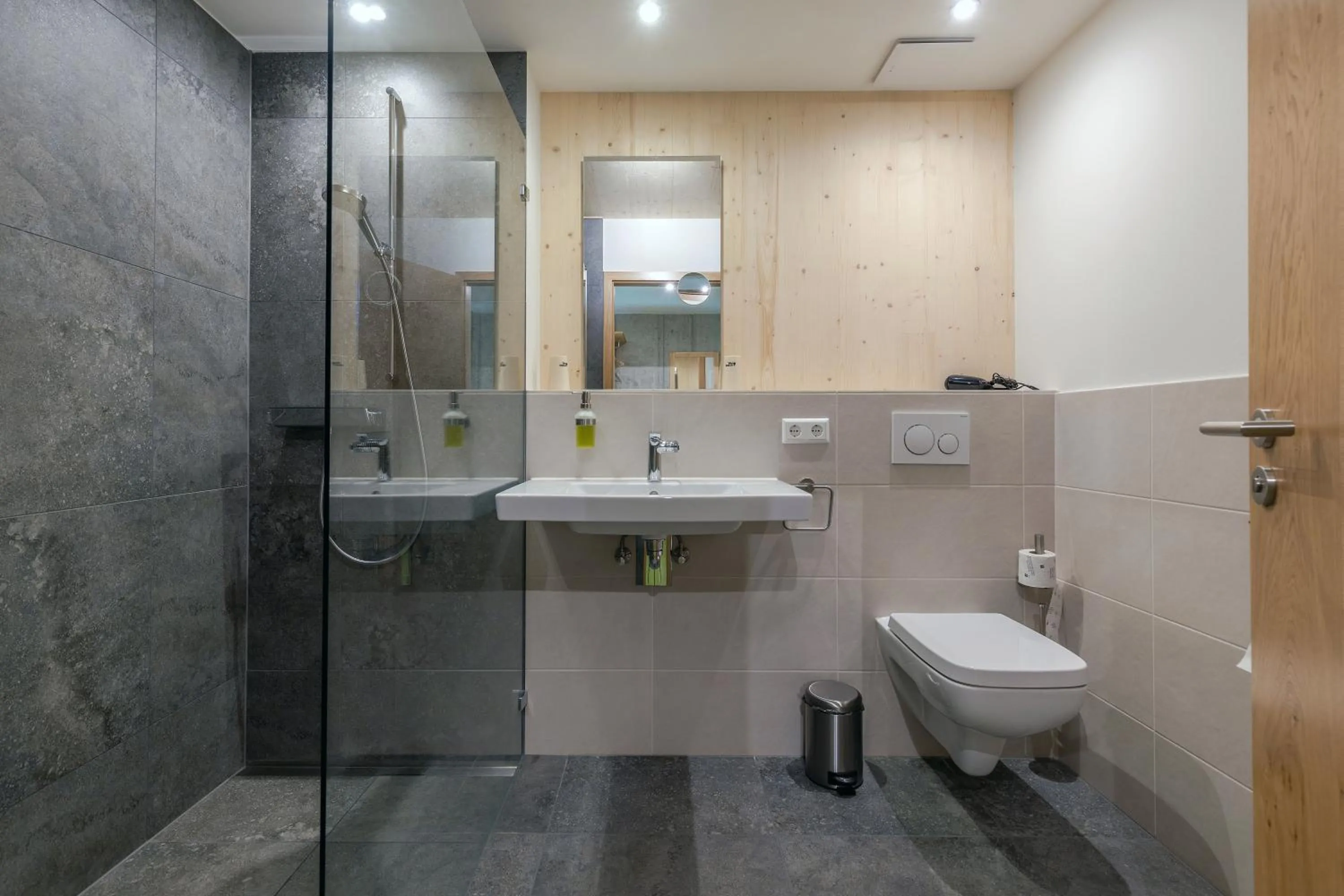 Bathroom in Hotel 11 Eulen