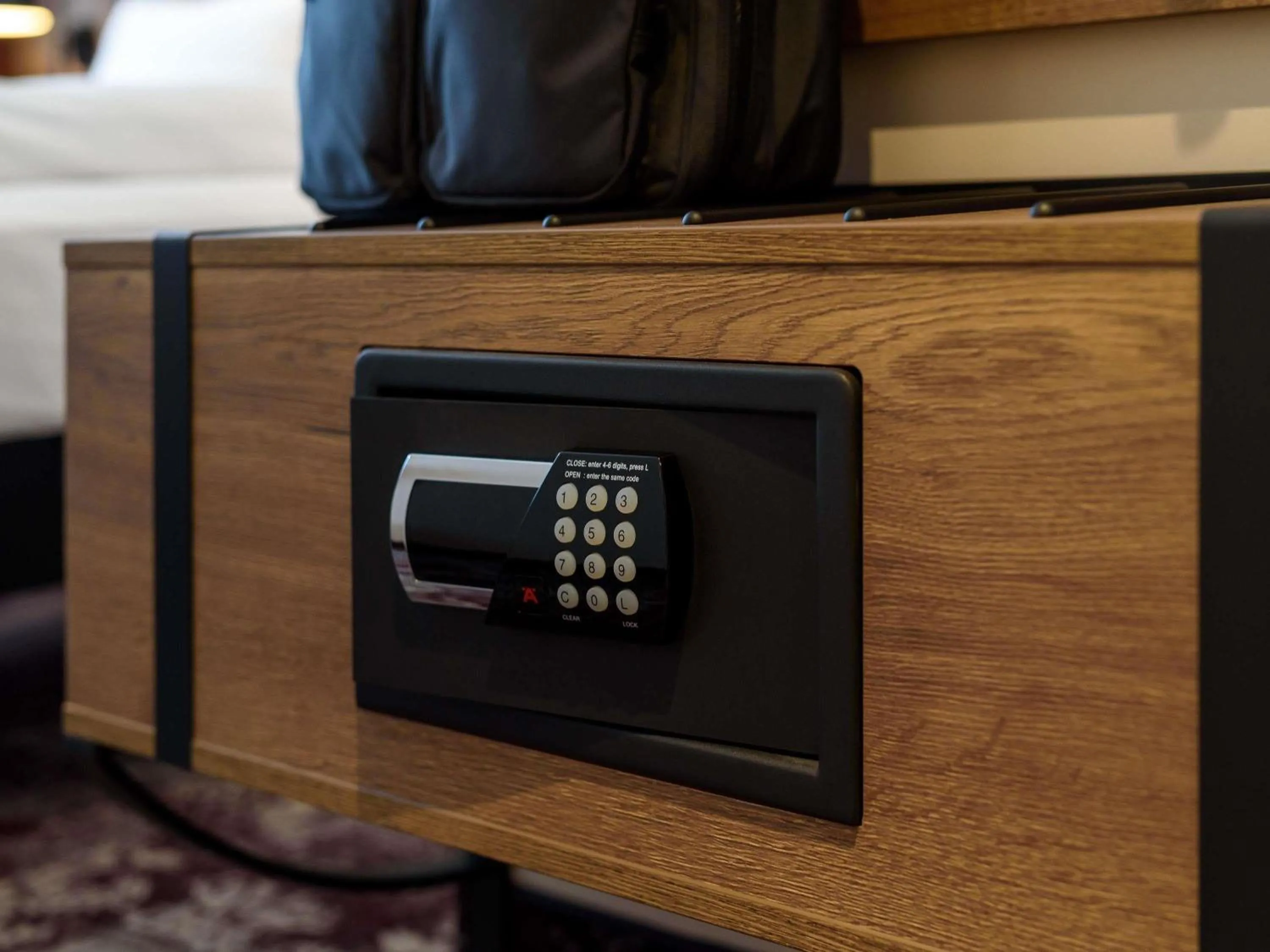 Bedroom in ibis Styles Coburg