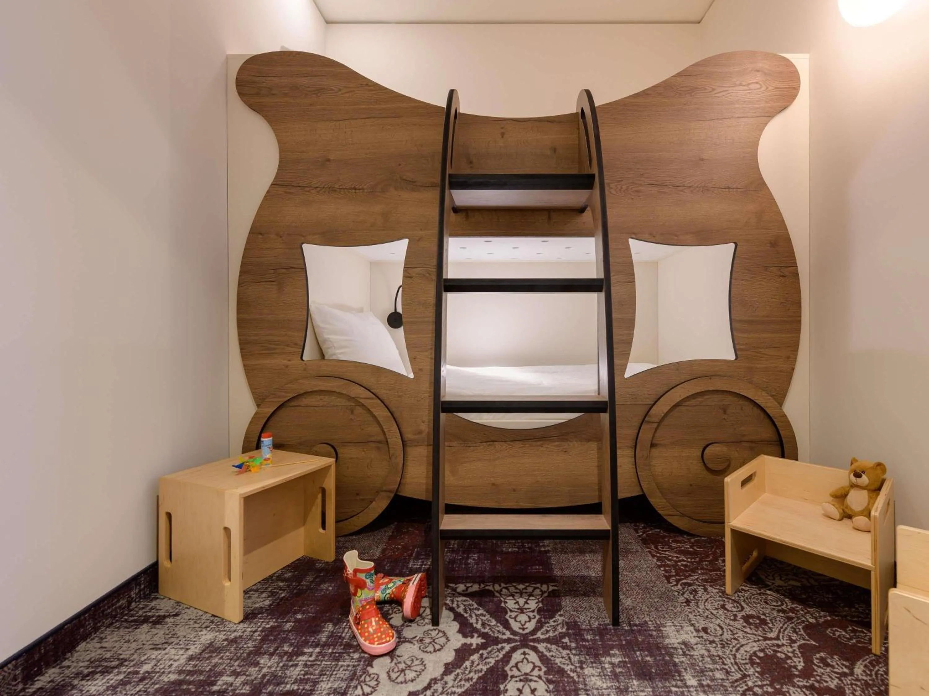 Bedroom, Bed in ibis Styles Coburg