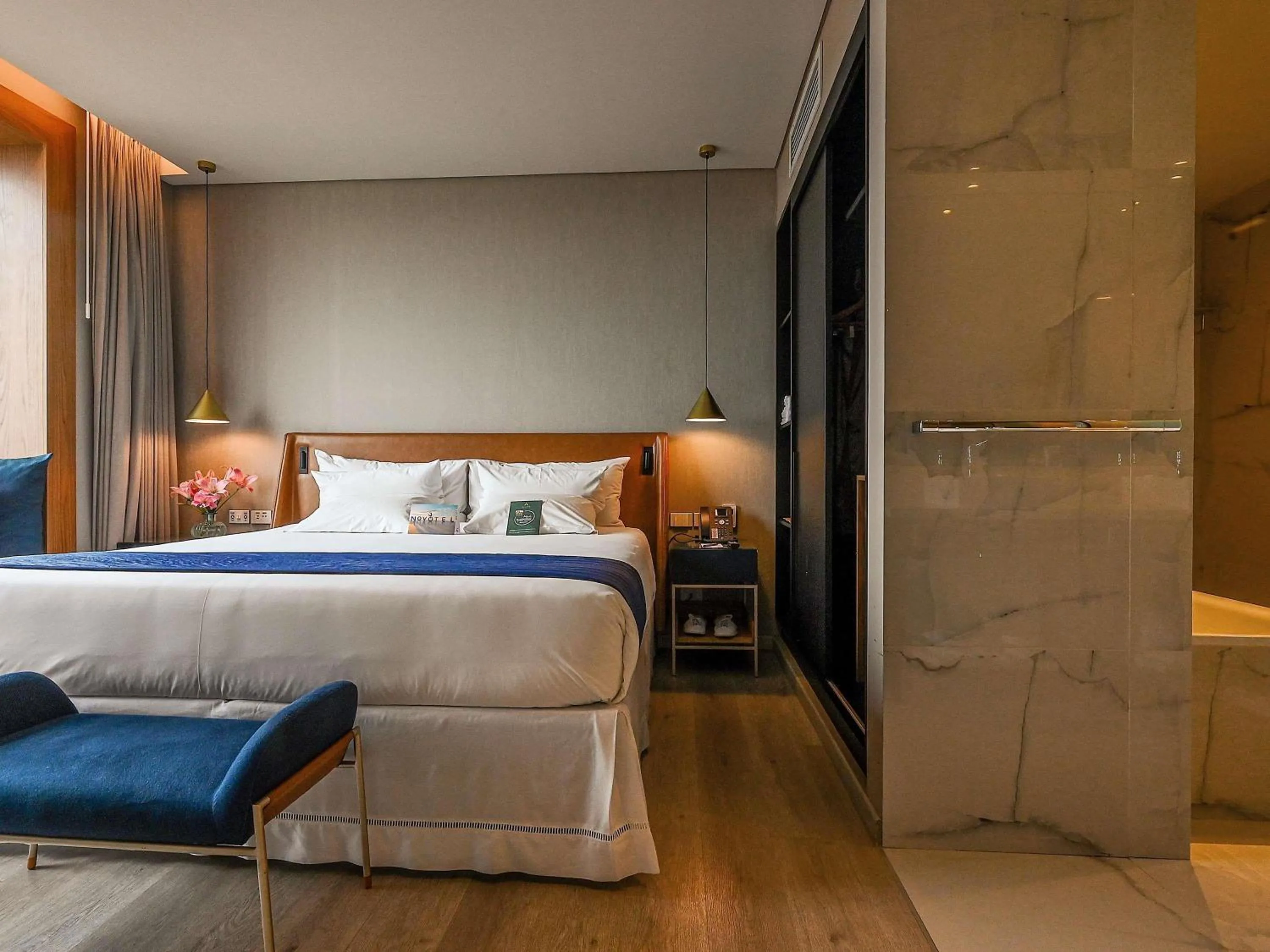 Bedroom, Bed in Novotel Santa Cruz De La Sierra