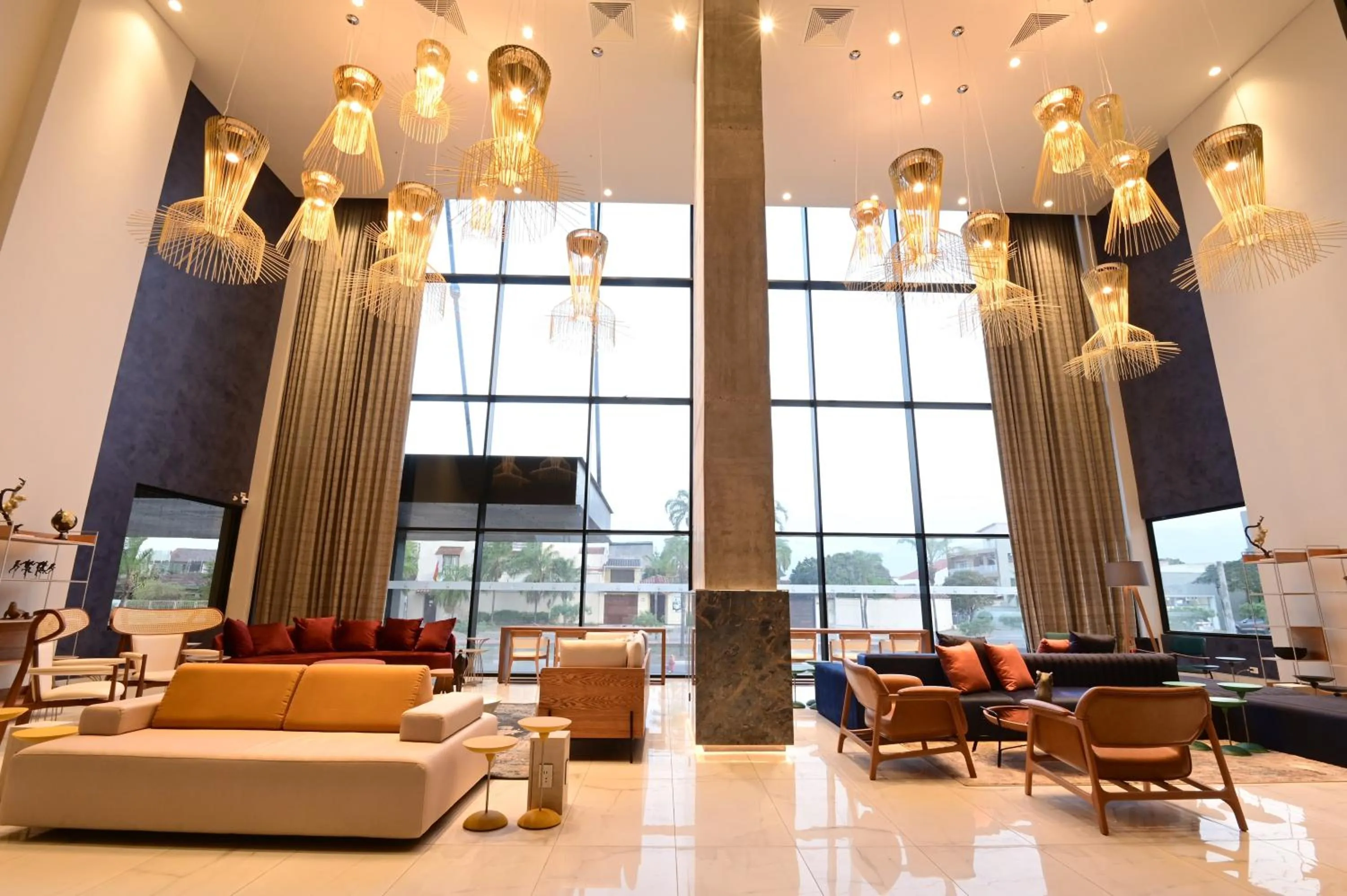 Lobby or reception in Novotel Santa Cruz De La Sierra