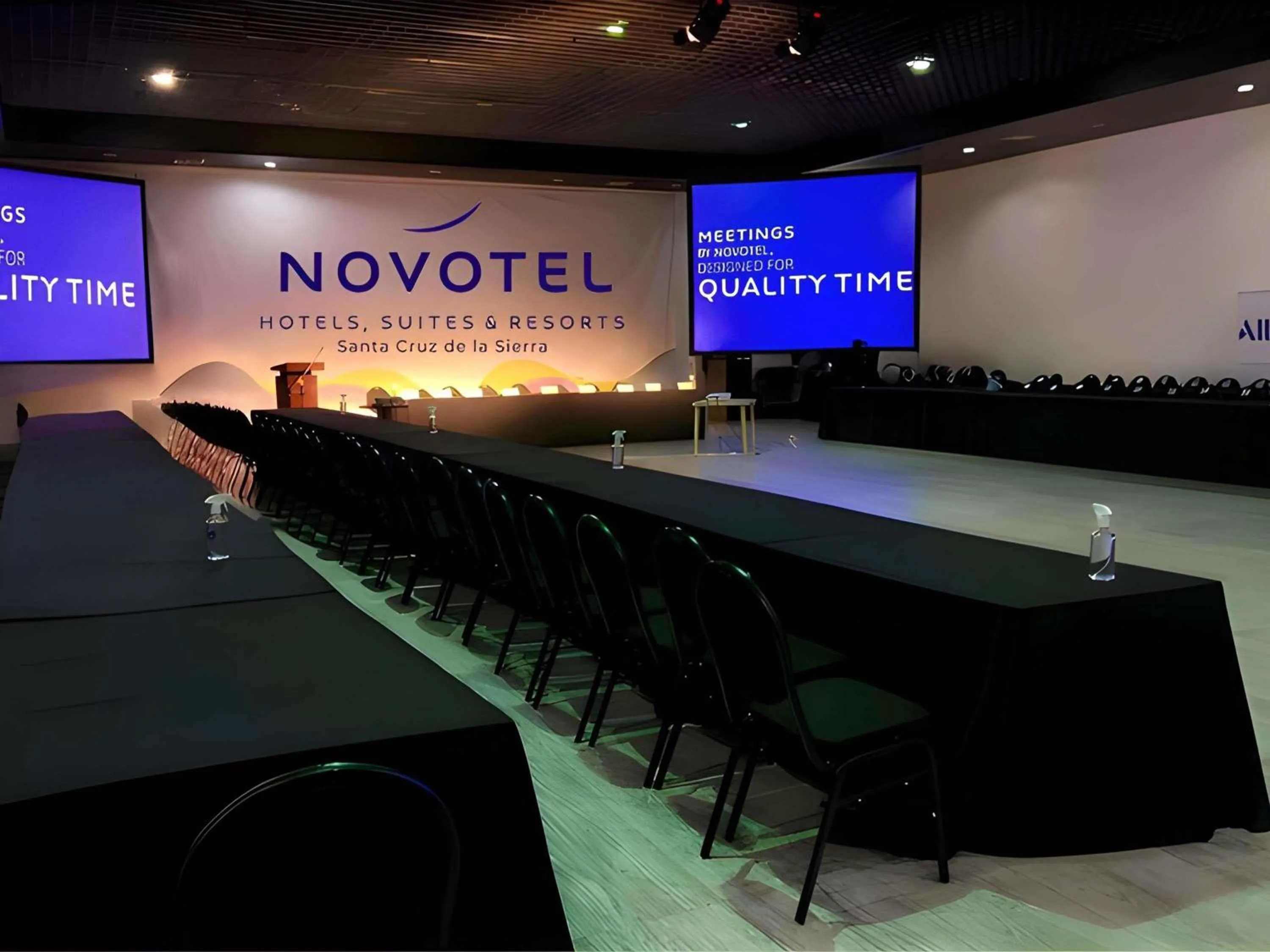 Meeting/conference room in Novotel Santa Cruz De La Sierra