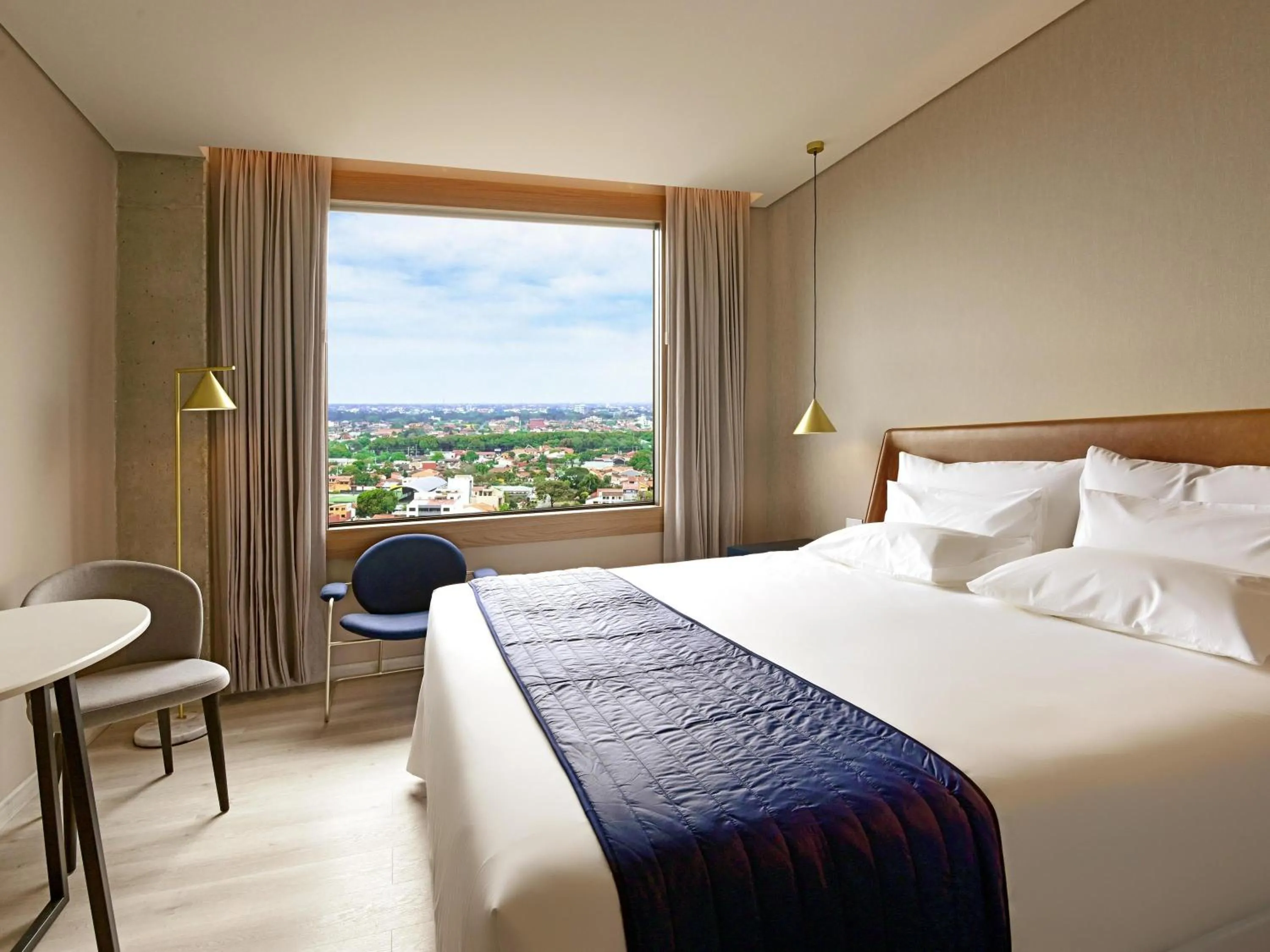 Bedroom, Bed in Novotel Santa Cruz De La Sierra