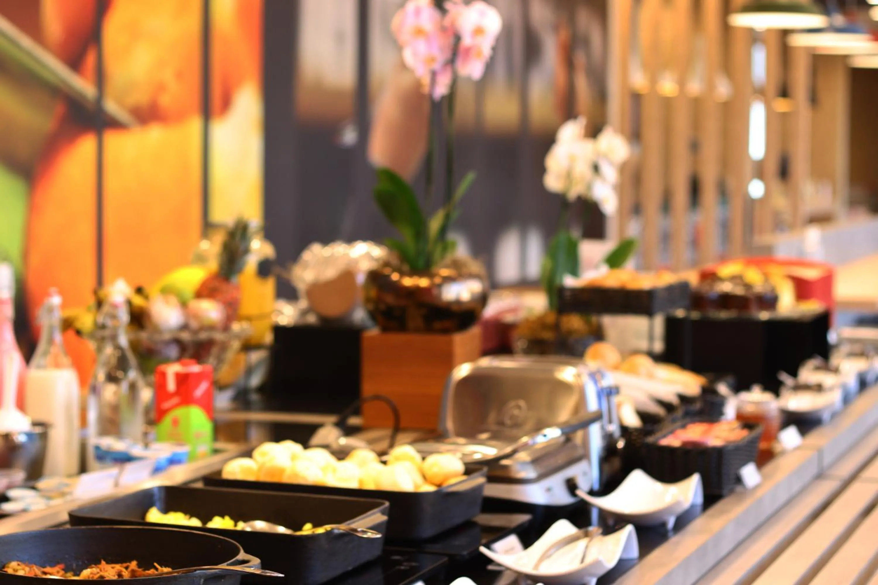 Buffet breakfast in Ibis Guaxupe