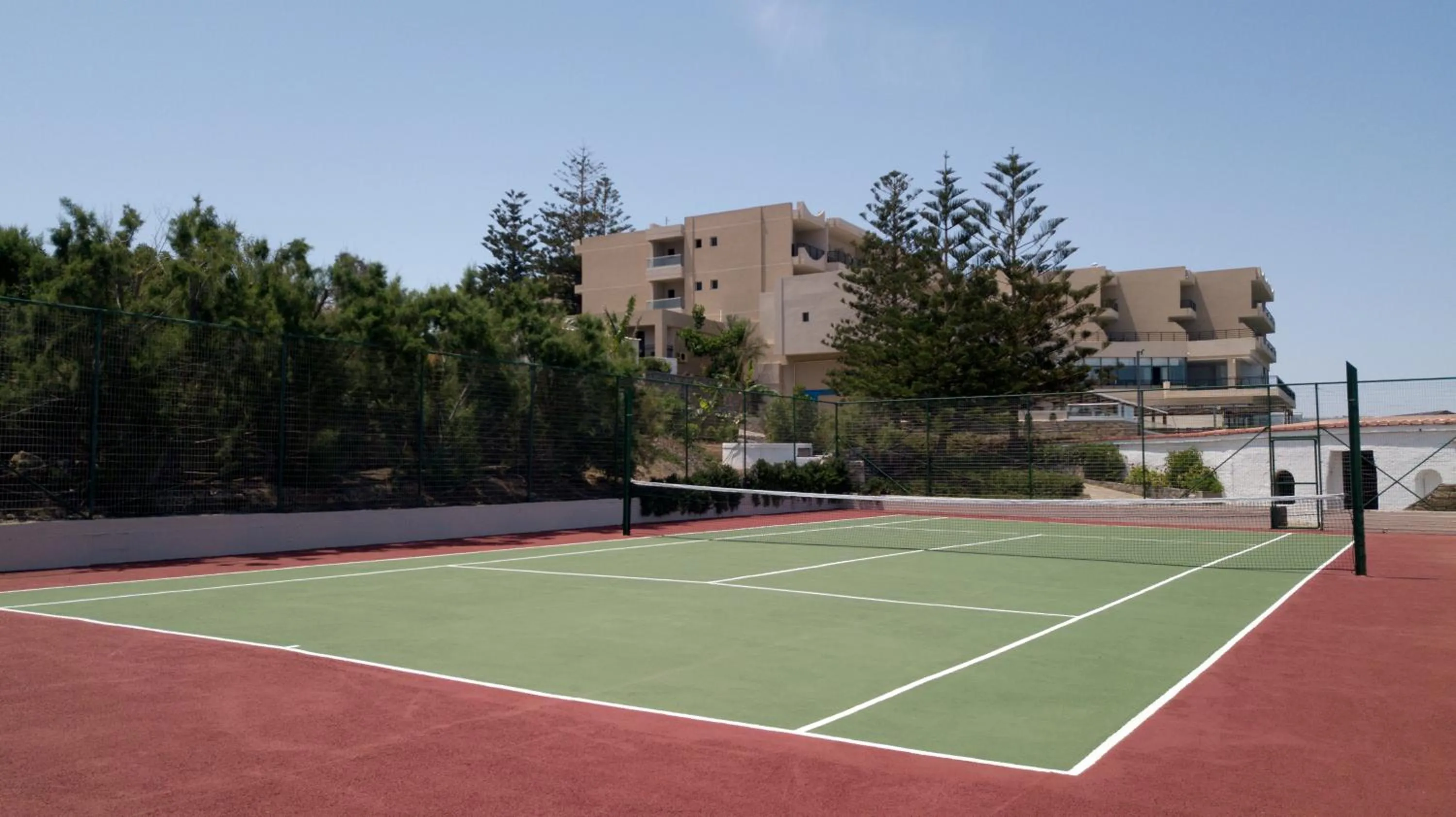 Tennis court in Themis Beach Hotel