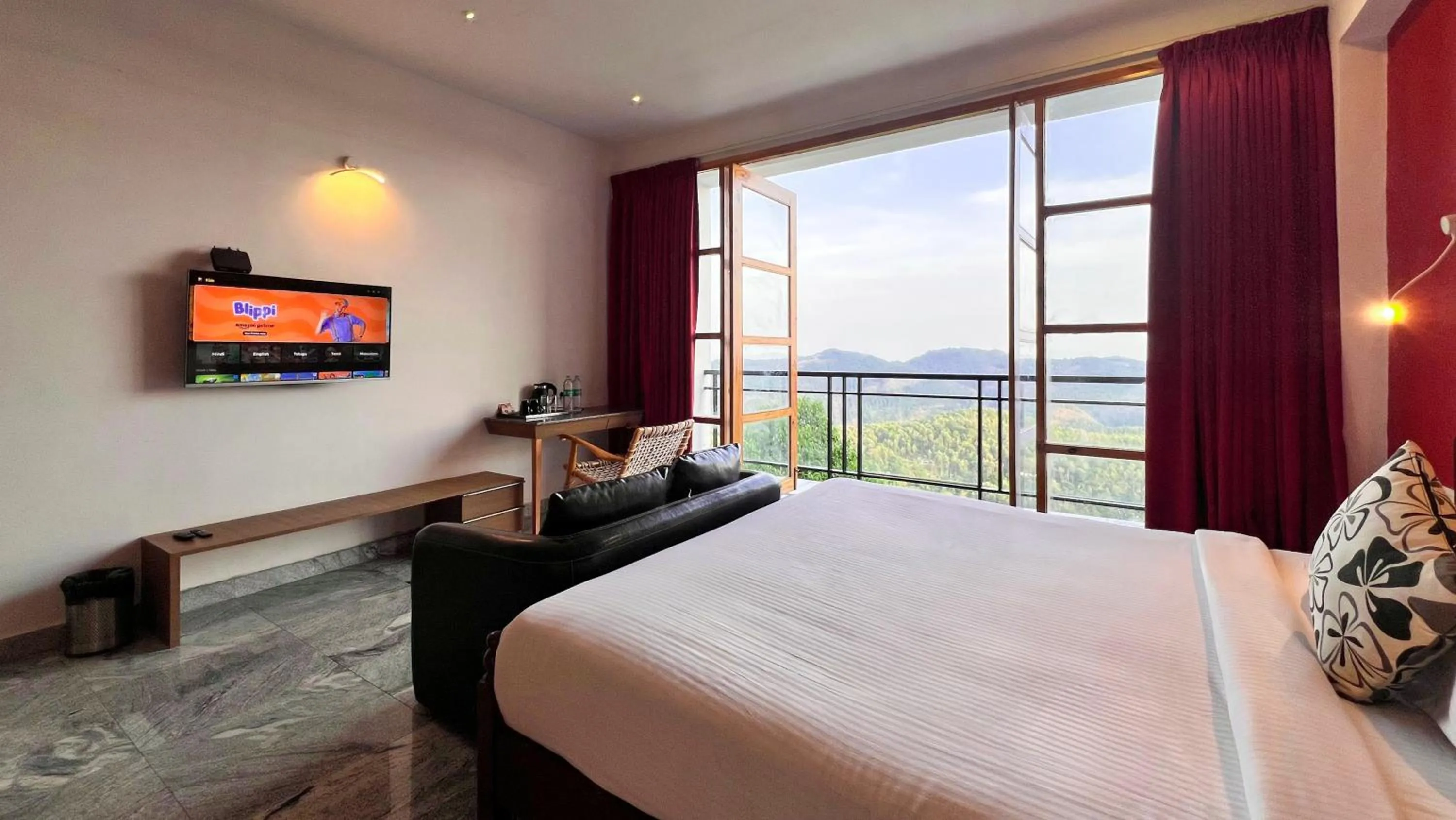 Bedroom in MERIDIAN HILL TOP YERCAUD