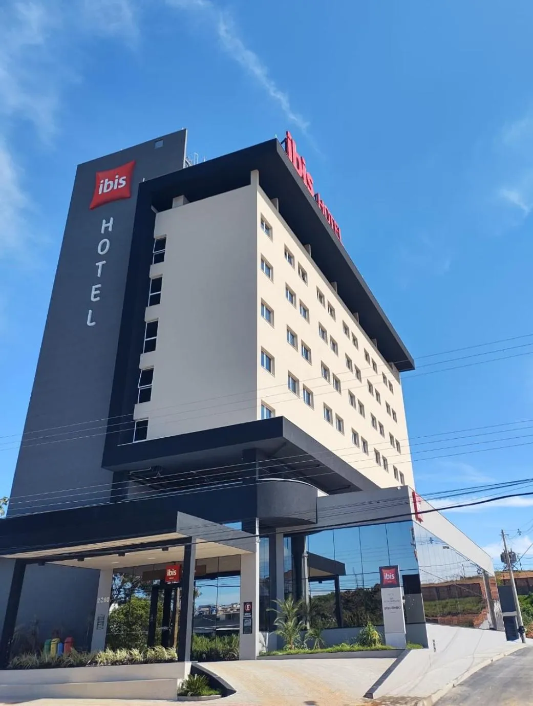 Property building in ibis Nova Serrana