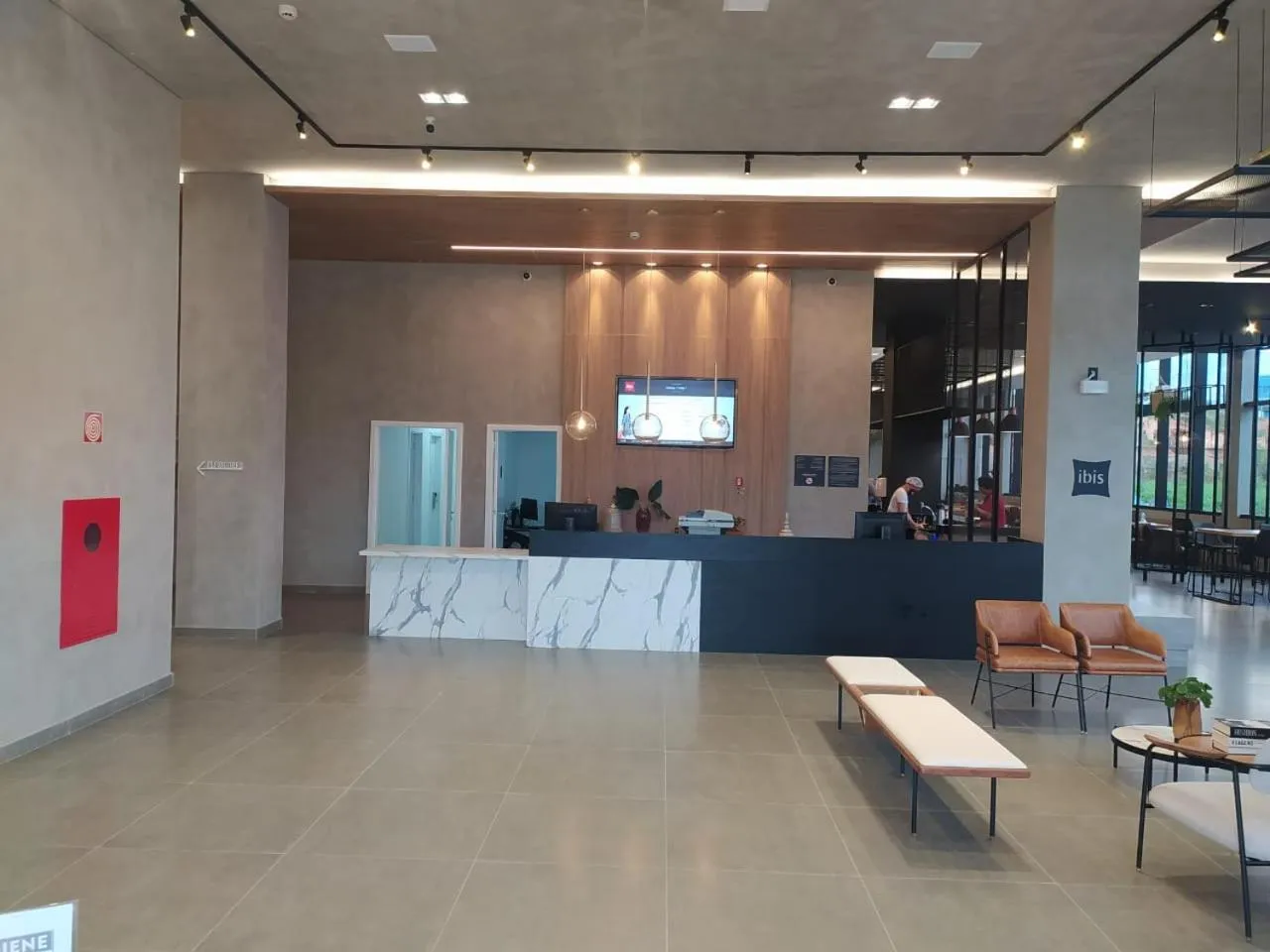 Property building in ibis Nova Serrana