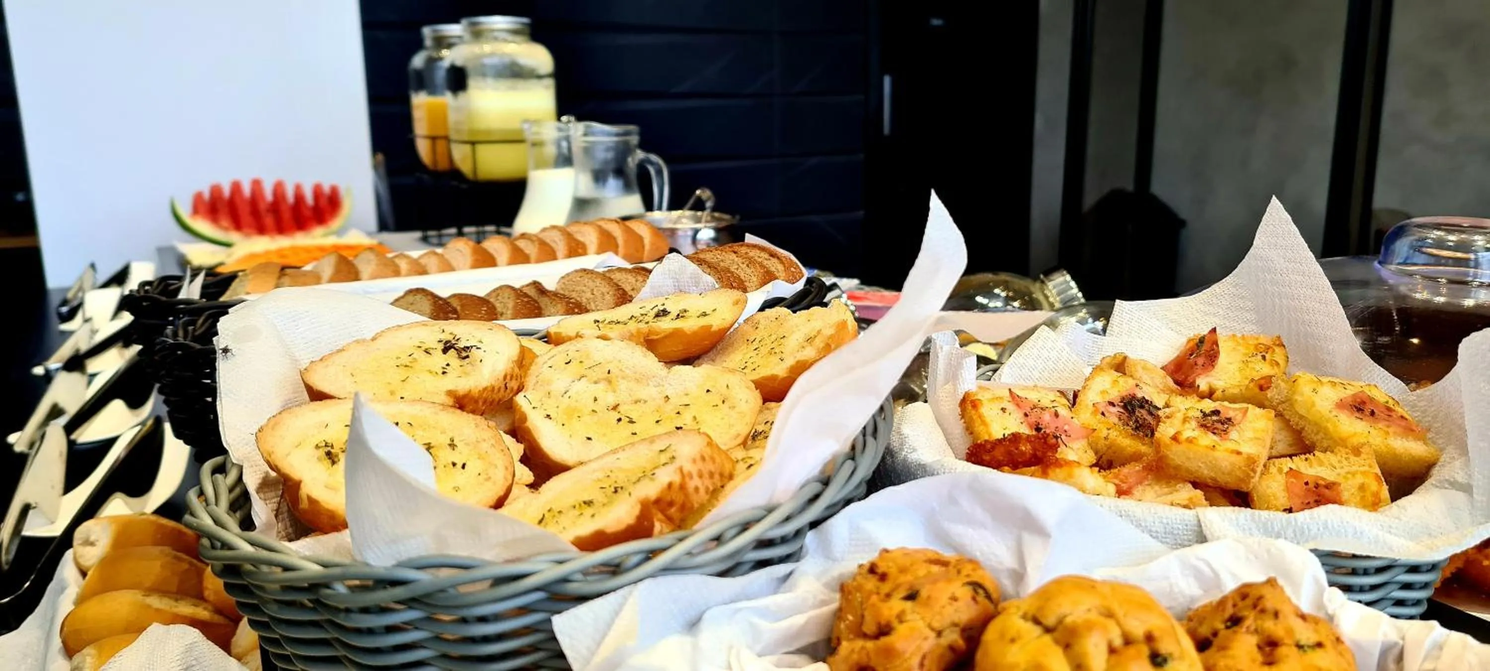 Breakfast in ibis Nova Serrana