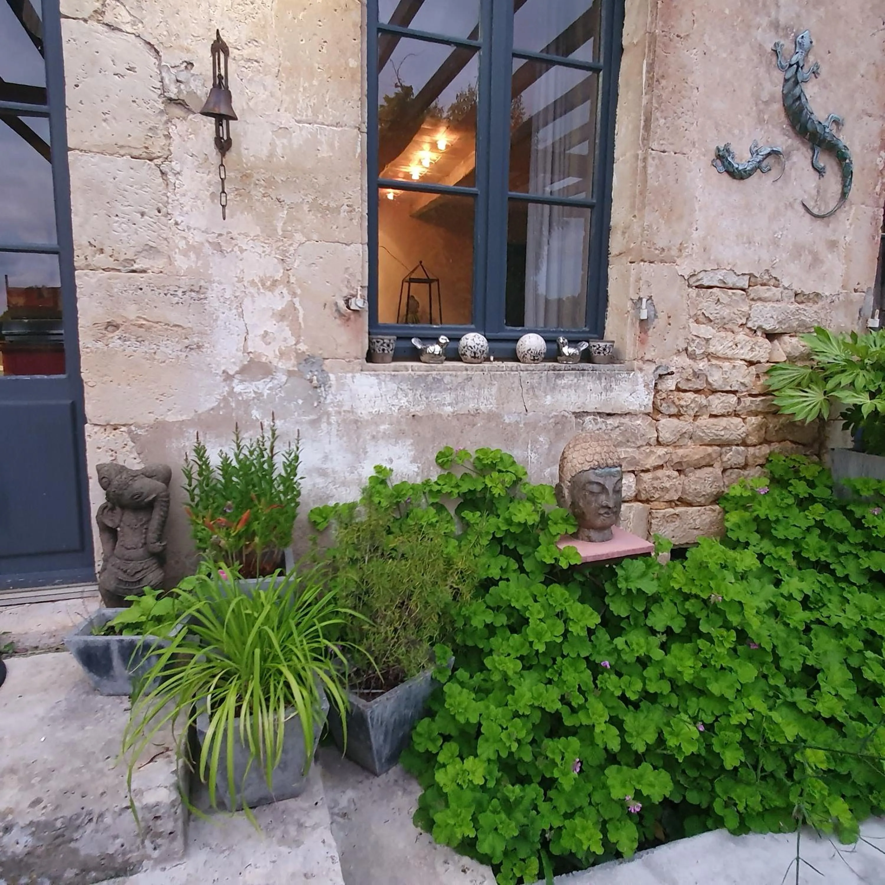 Property building in Maison Fossemagne