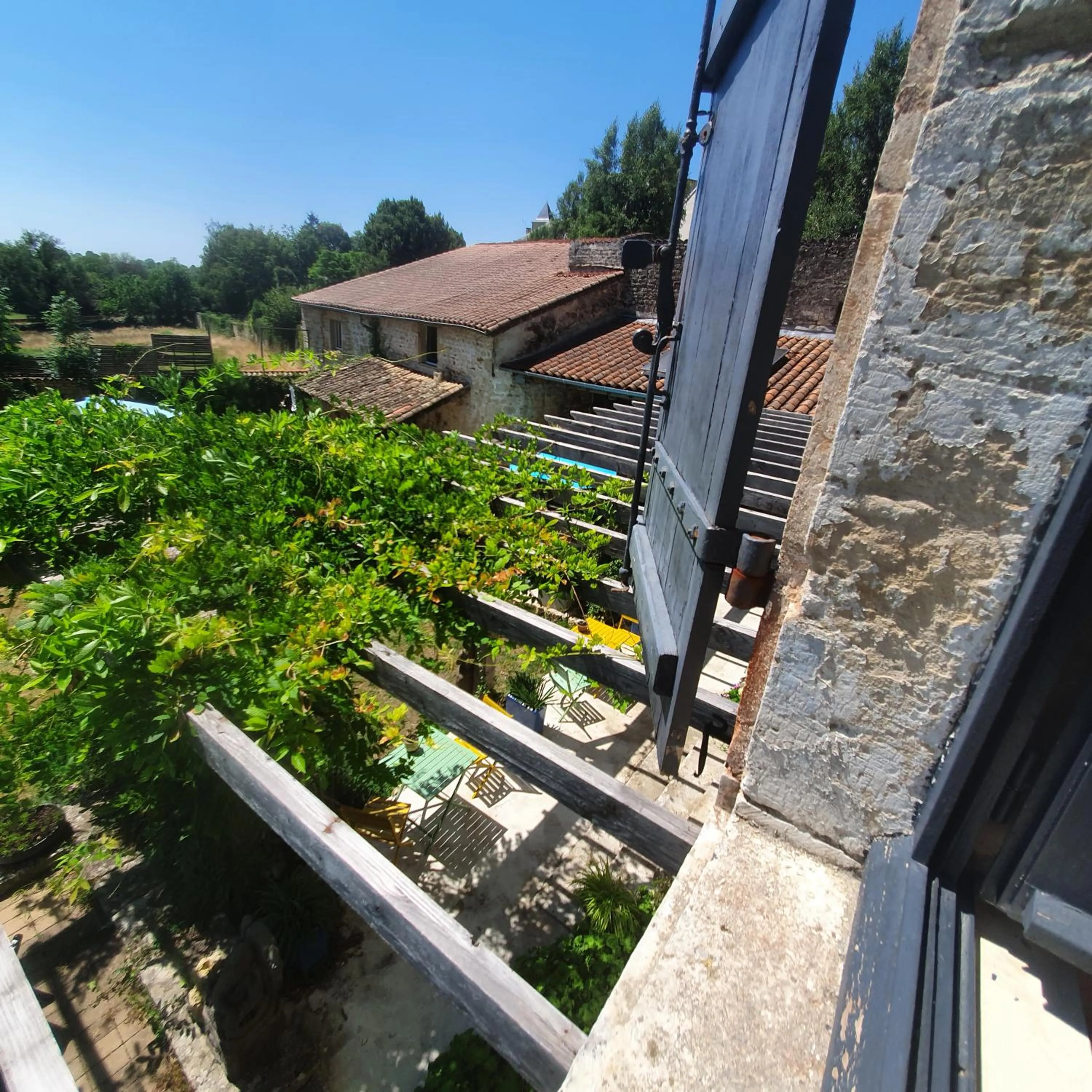 Garden view in Maison Fossemagne