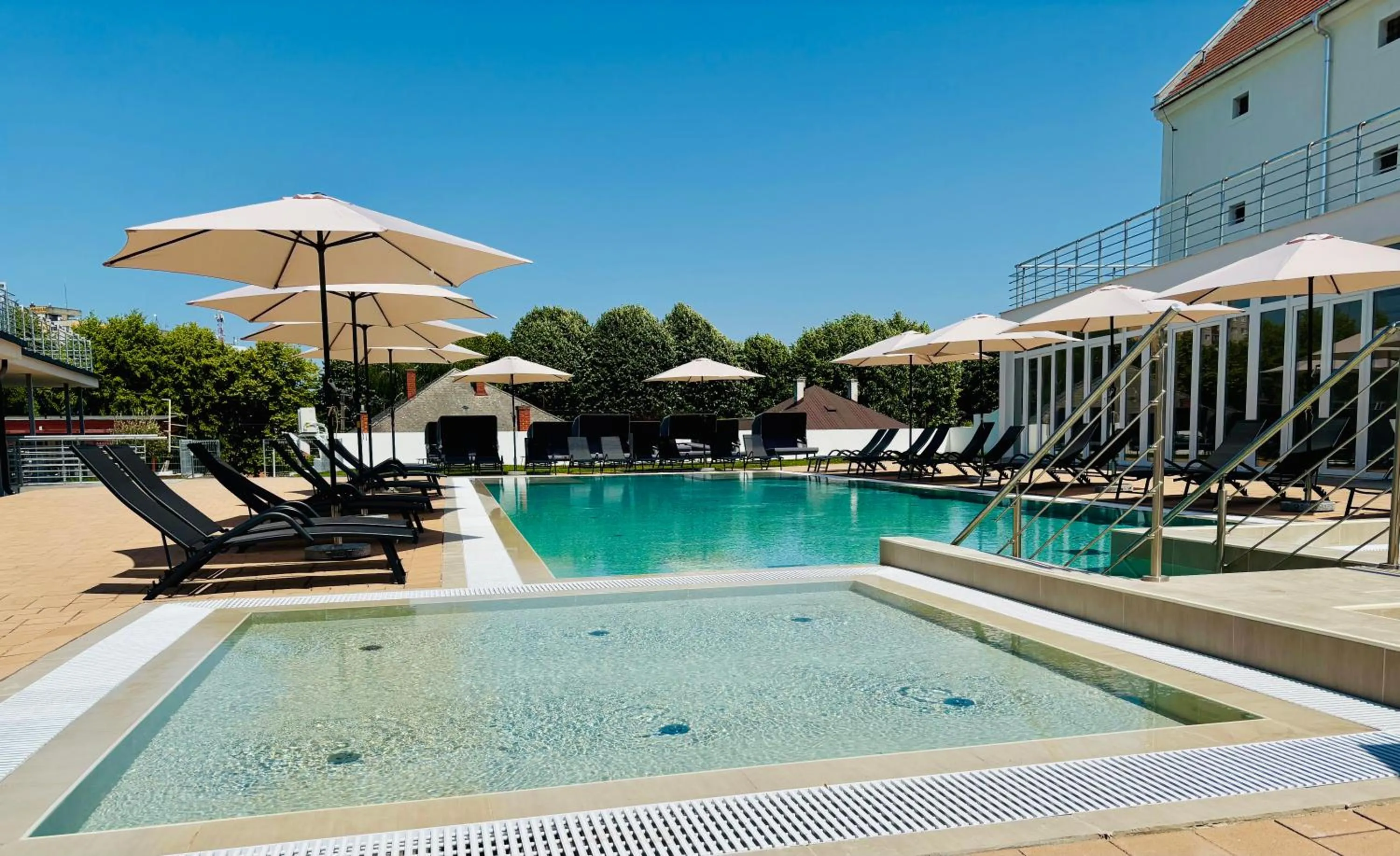 Day in CE Plaza Hotel