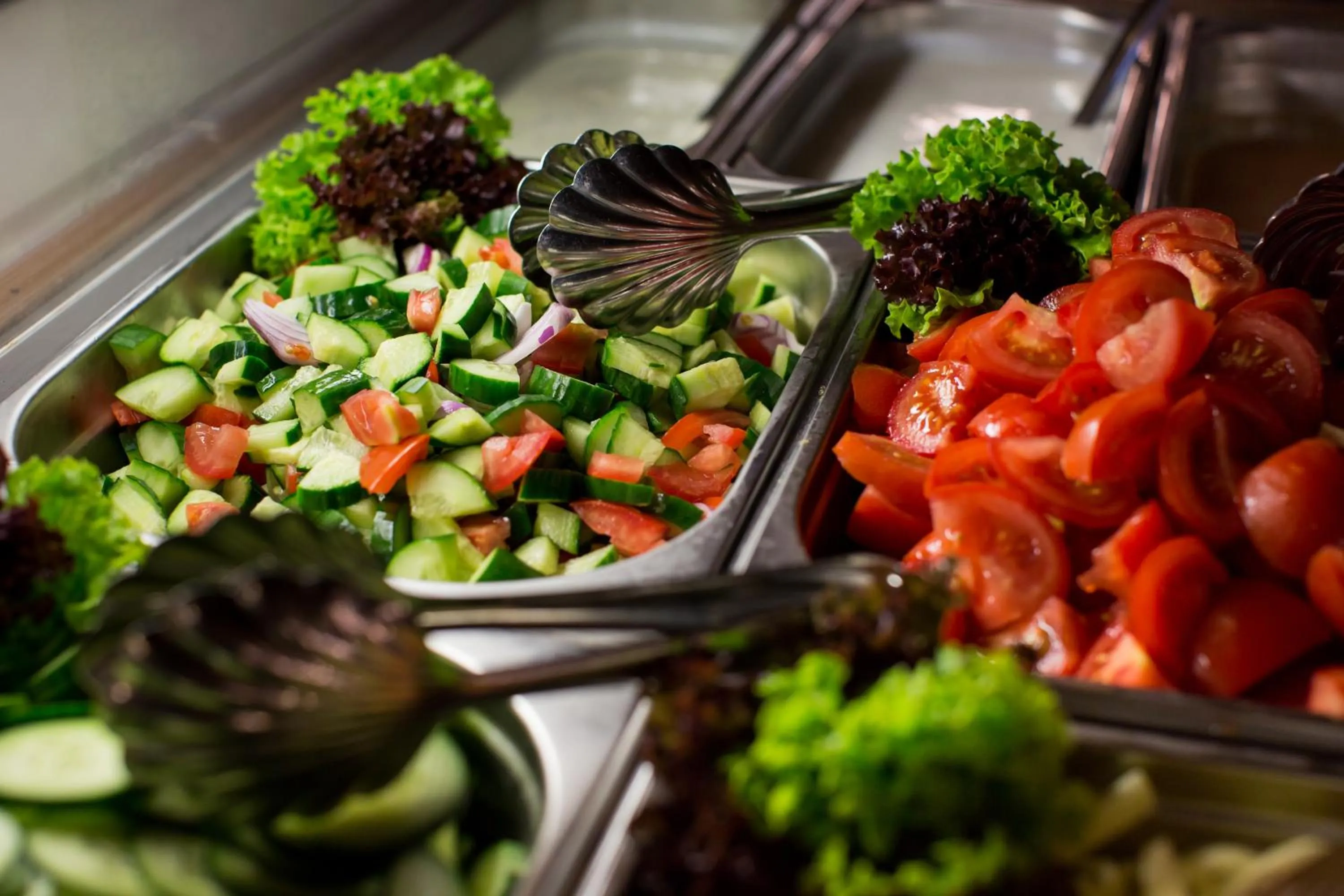 Restaurant/places to eat in CE Plaza Hotel