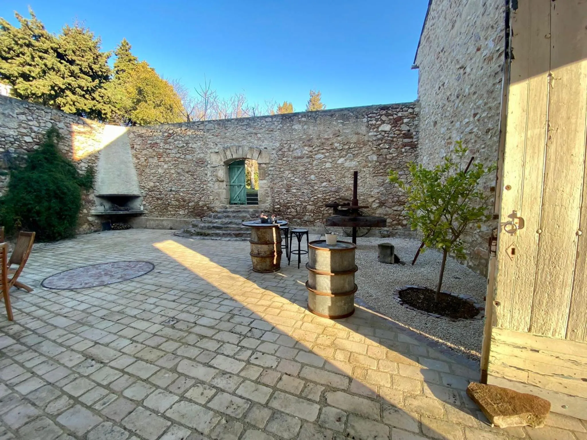 Patio in Monte Vinea