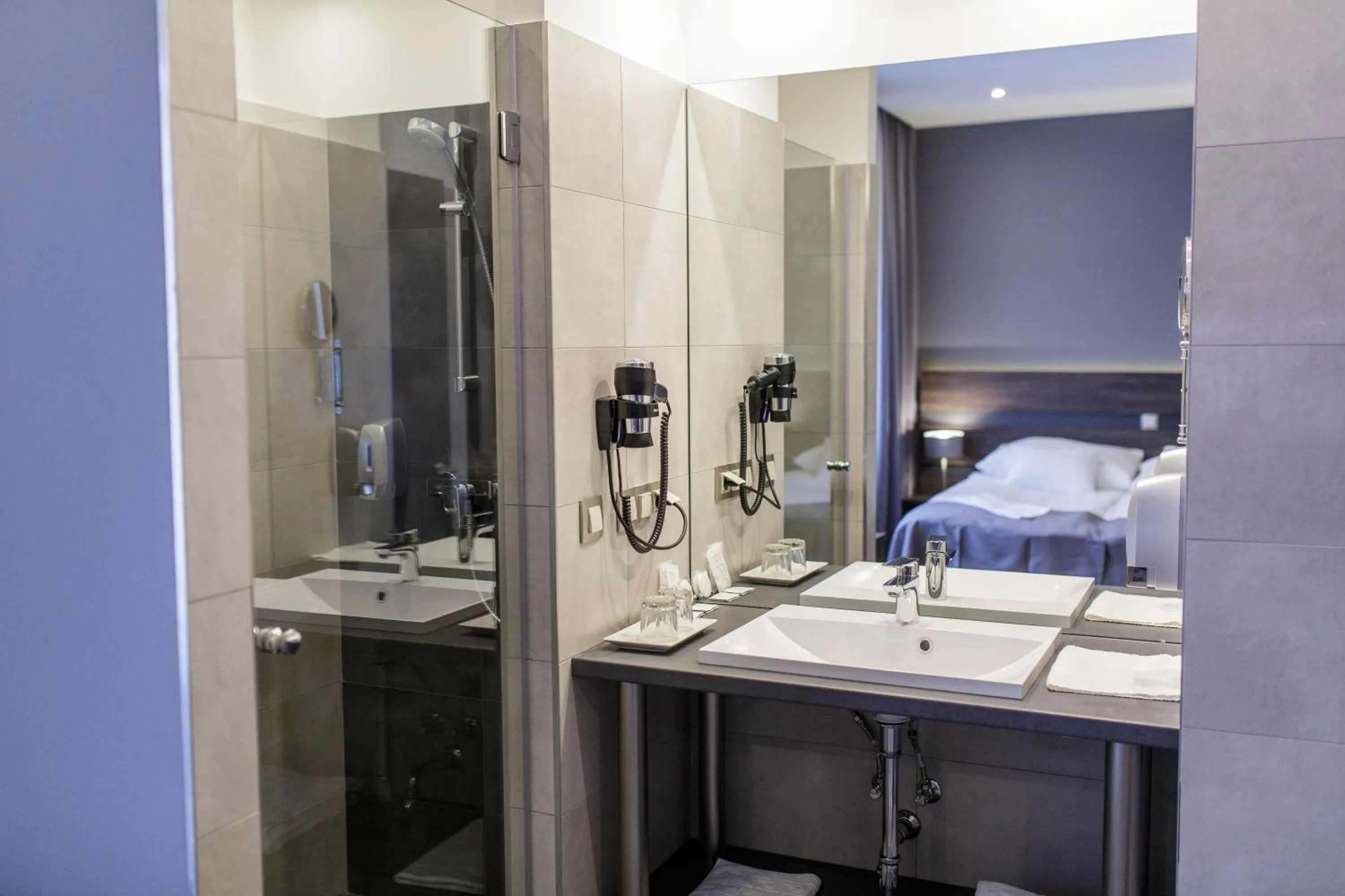 Bed in Öreg Miskolcz Hotel