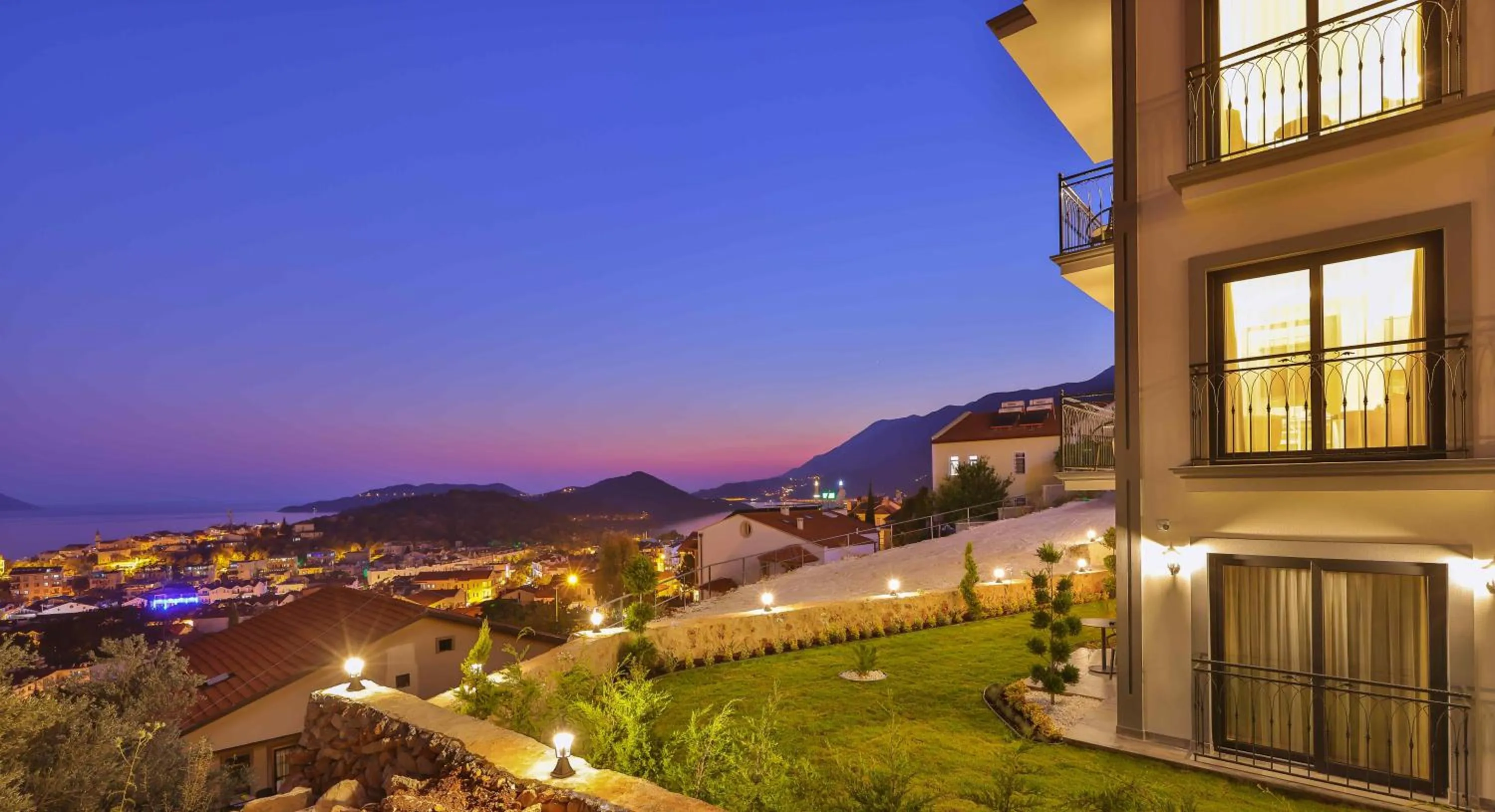 Garden in Lobelya Suites