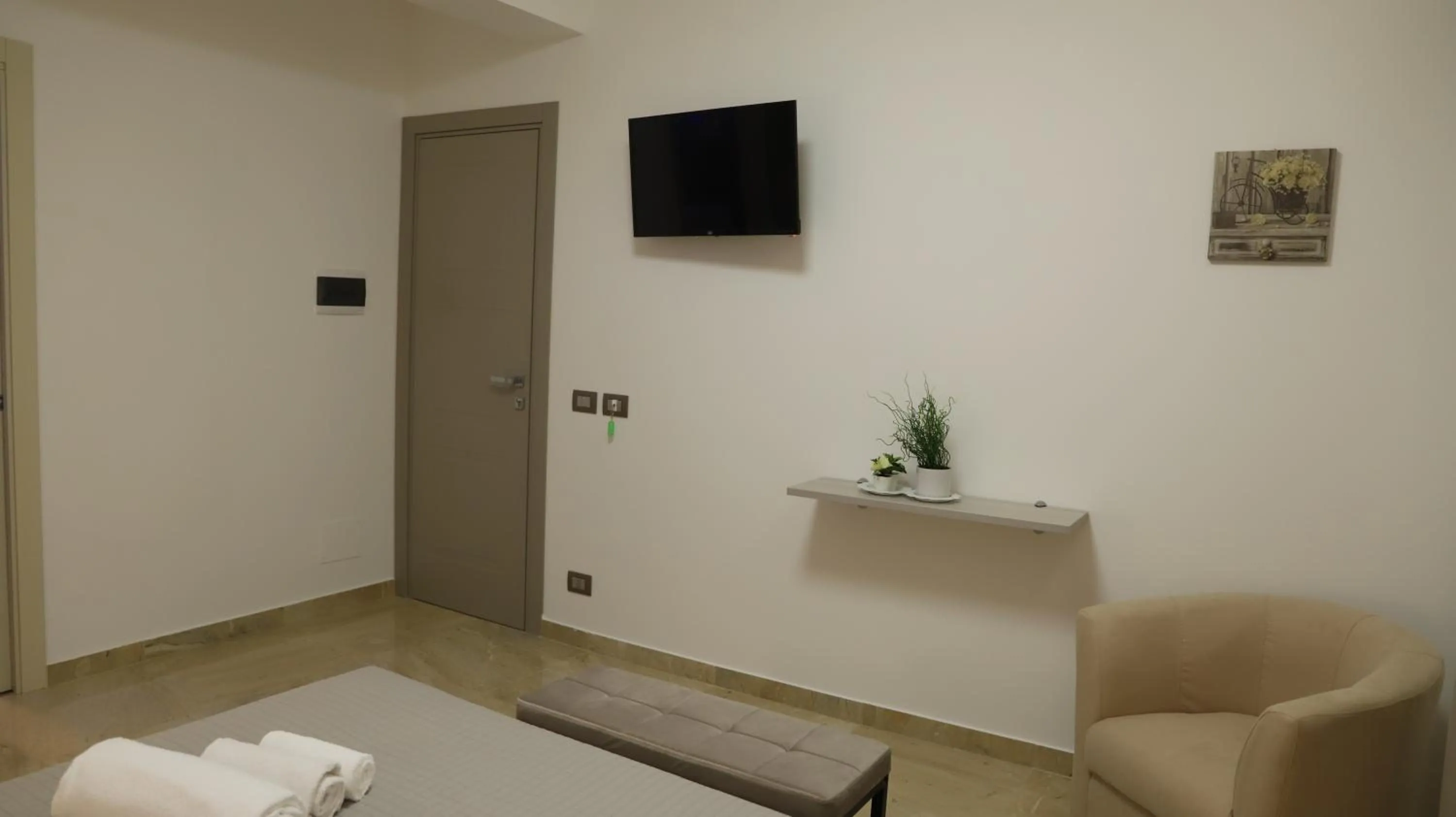 TV and multimedia in Avola My House B&B