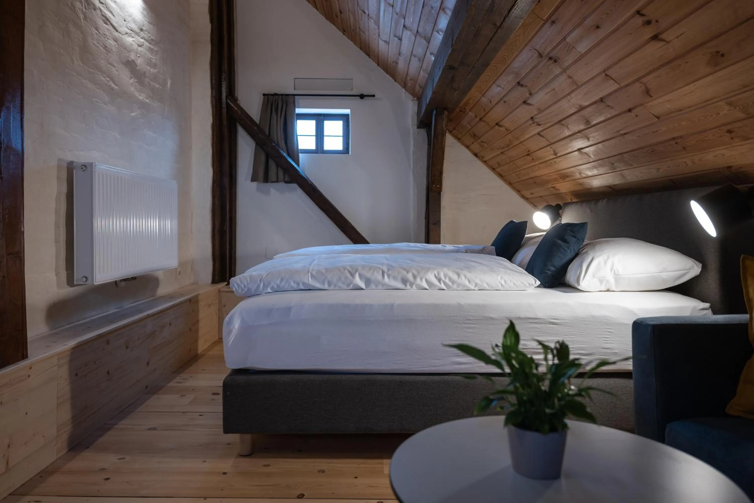 Bed in Tschardakenhof Appartements