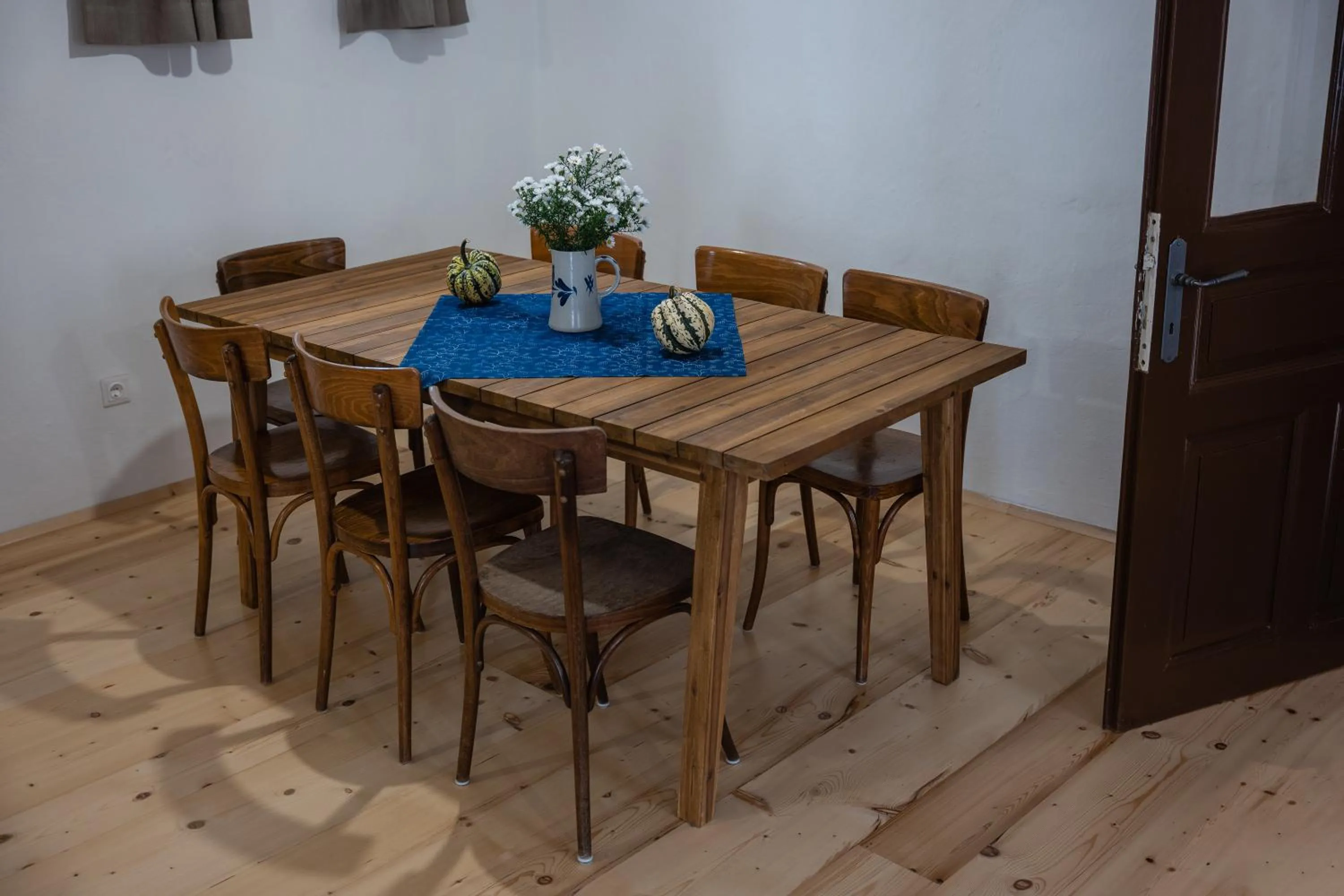 Photo of the whole room in Tschardakenhof Appartements