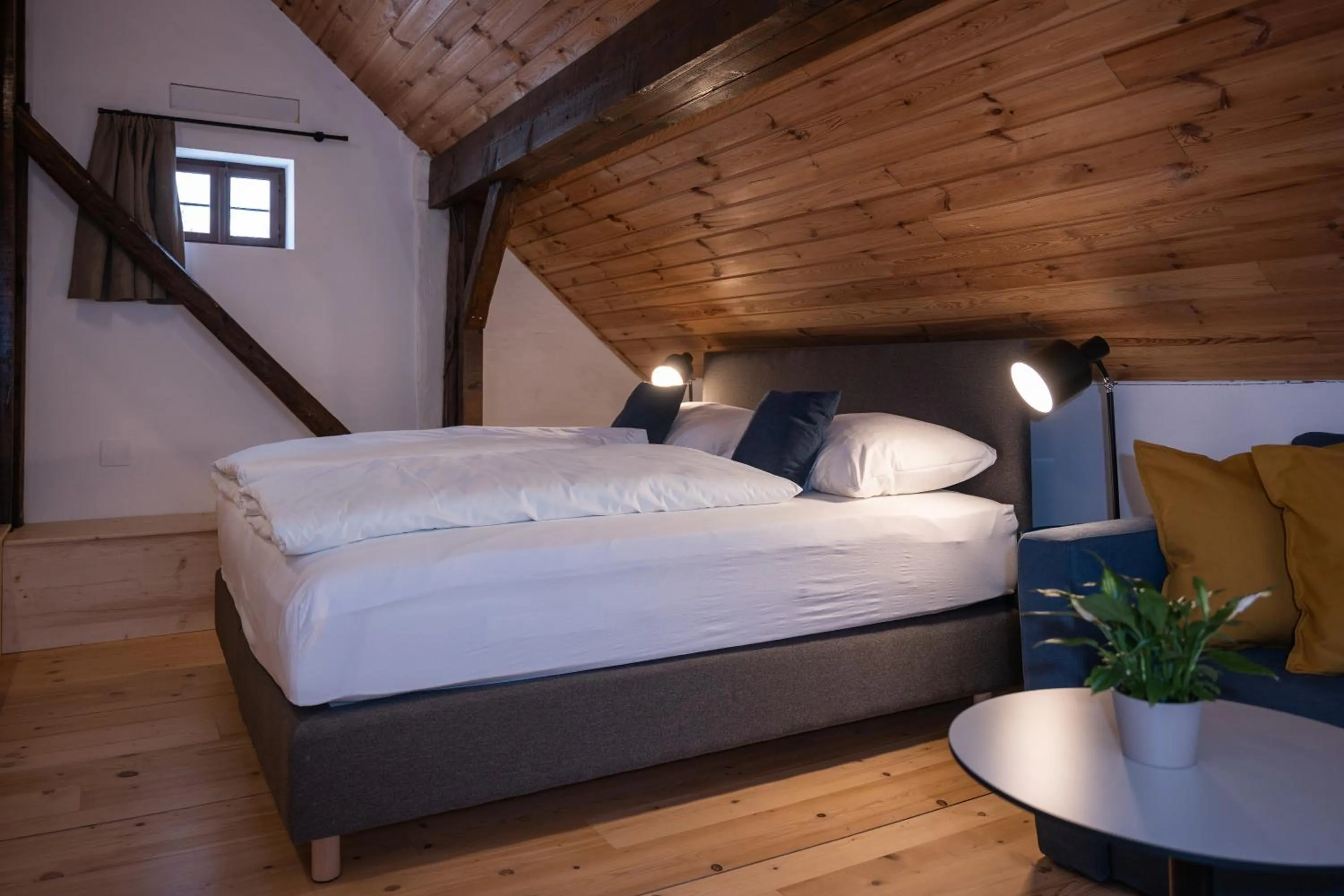 Photo of the whole room, Bed in Tschardakenhof Appartements