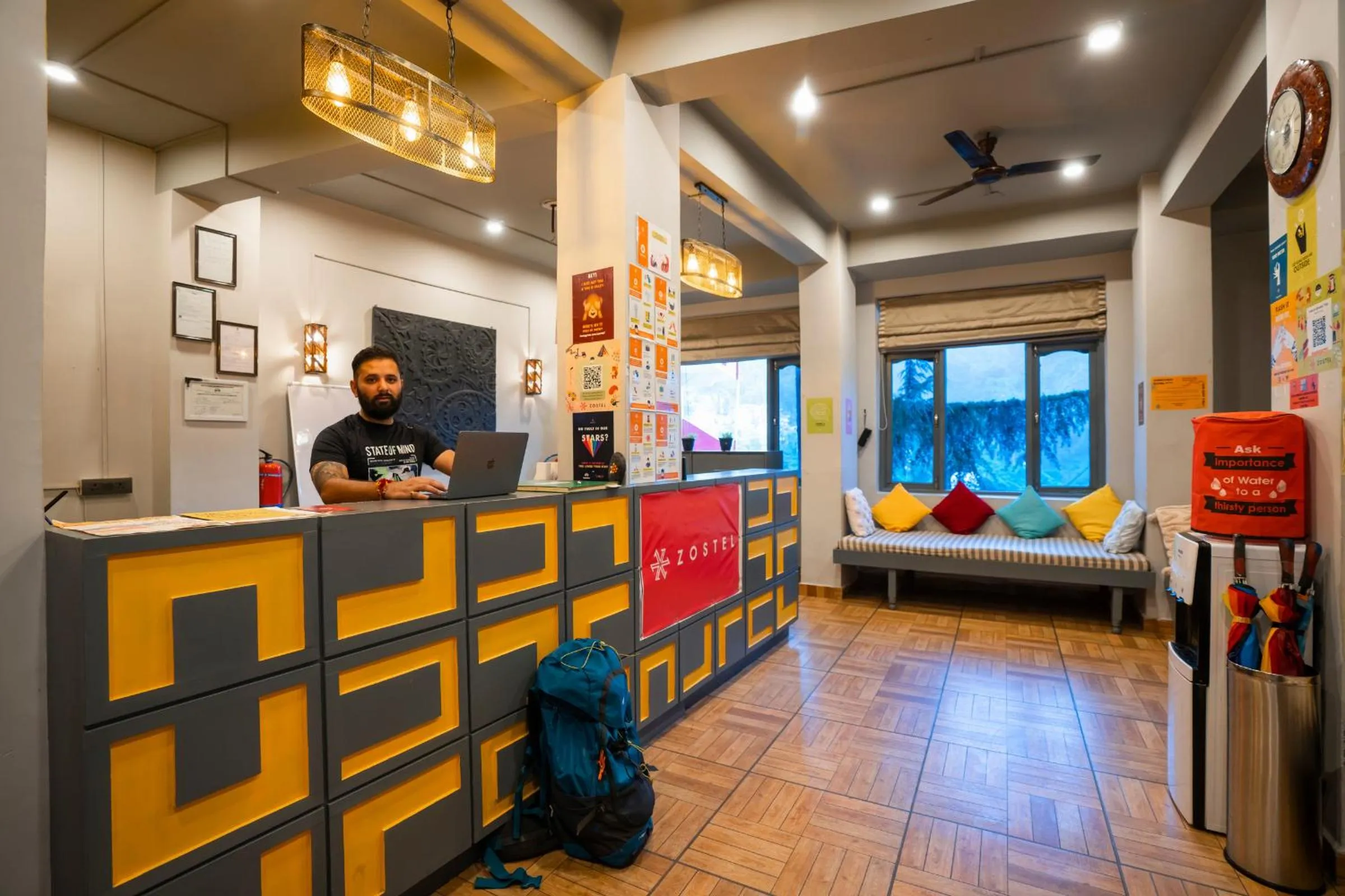 Facade/entrance in Zostel McLeodganj