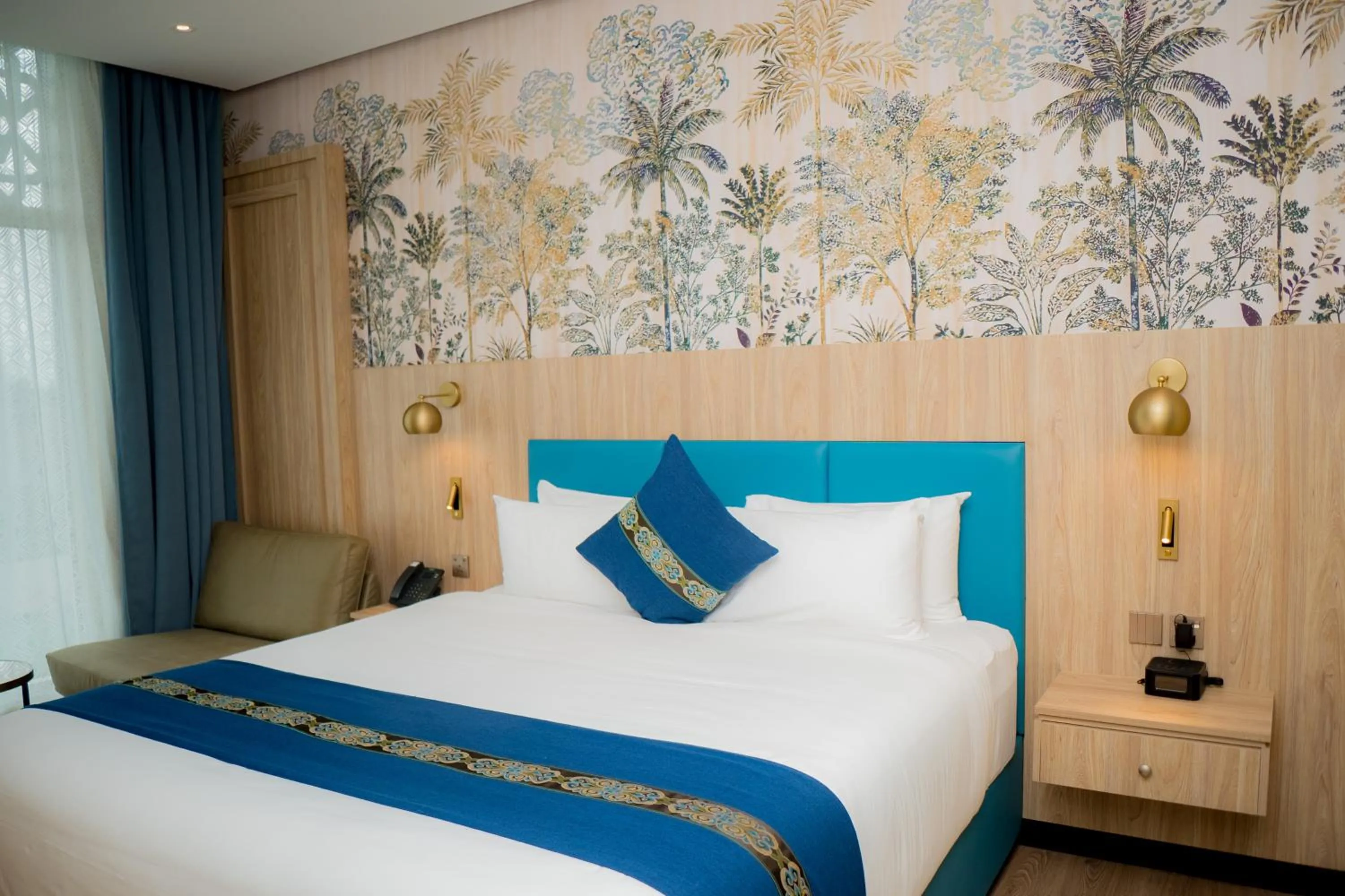 Bedroom, Bed in Golden Tulip Zanzibar Airport Hotel & Spa