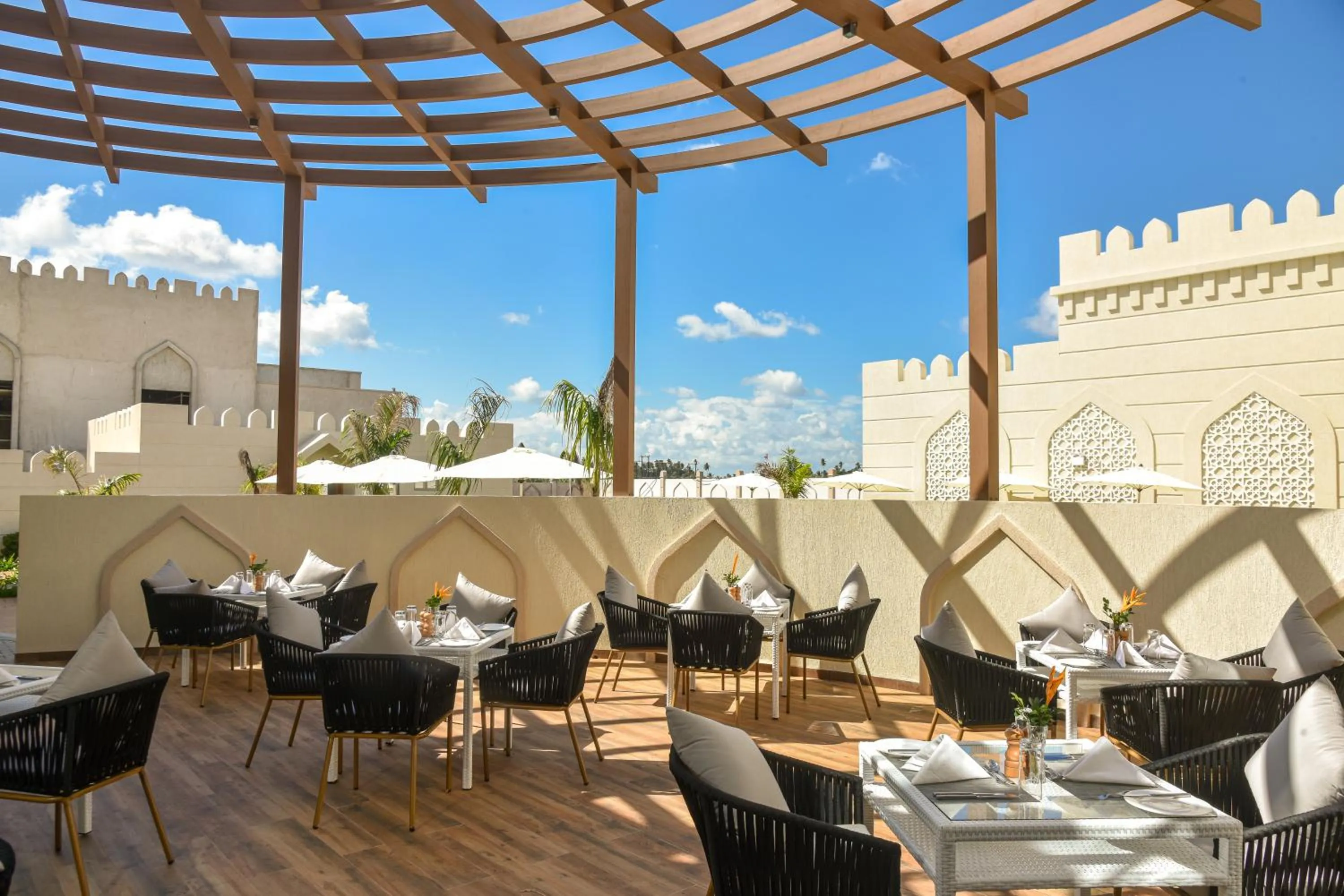 Restaurant/places to eat in Golden Tulip Zanzibar Airport Hotel & Spa