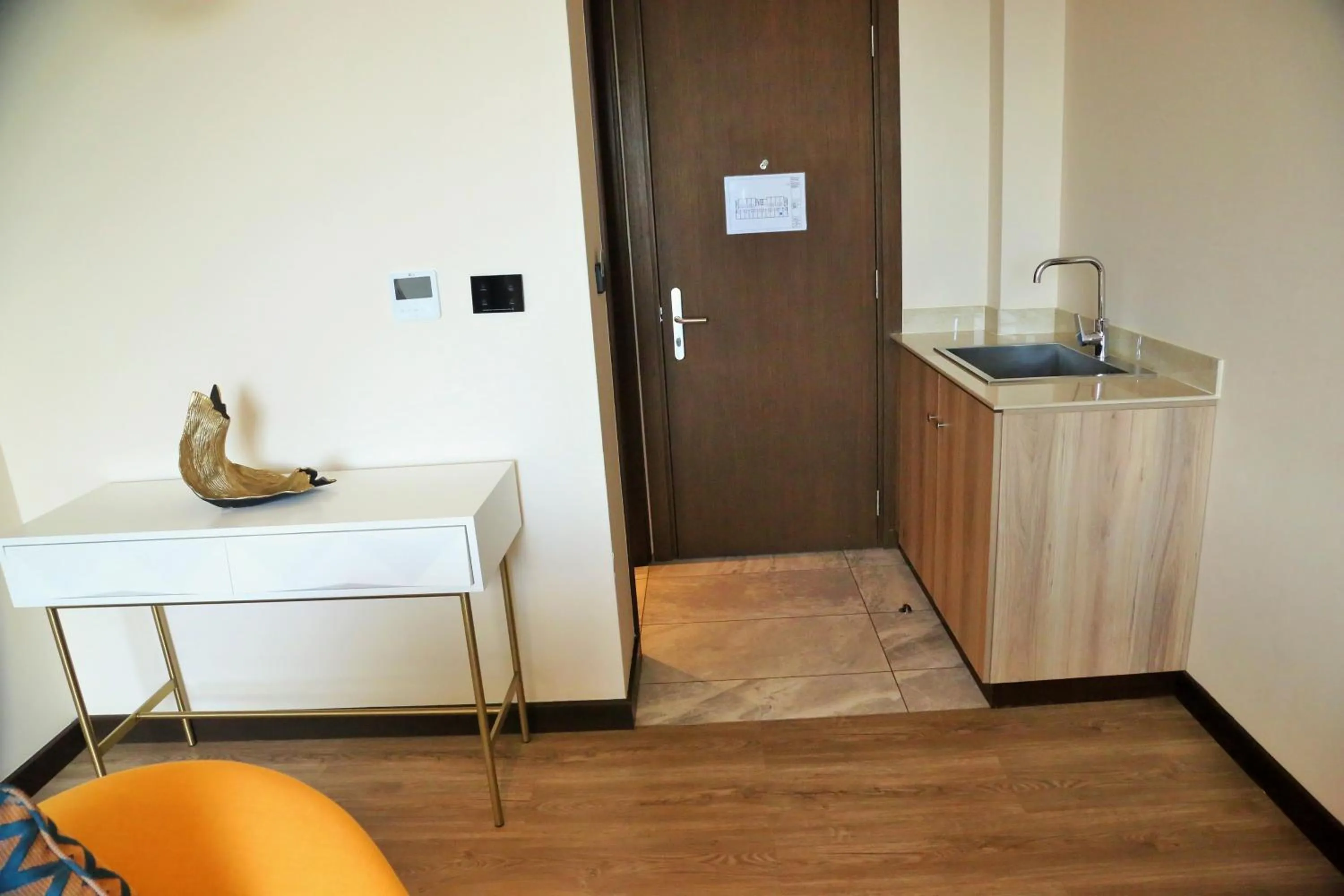 Living room in Golden Tulip Zanzibar Airport Hotel & Spa