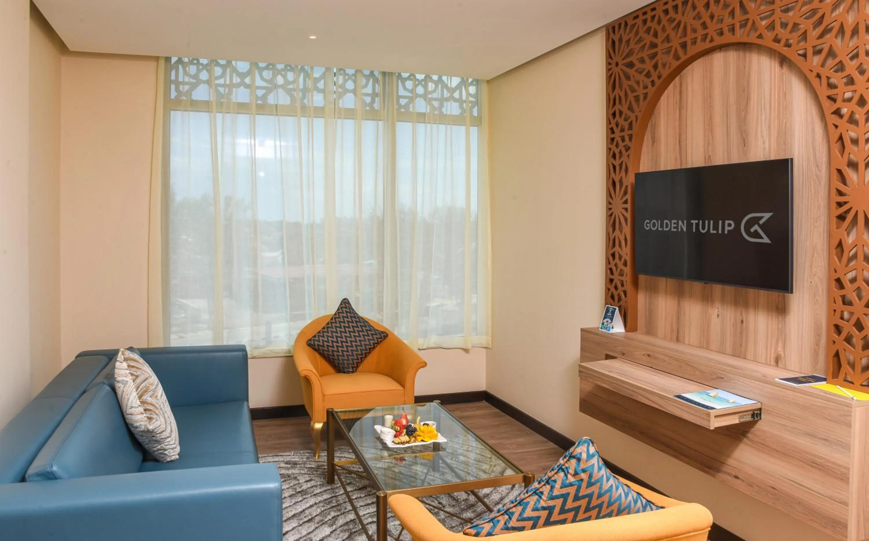 Living room in Golden Tulip Zanzibar Airport Hotel & Spa