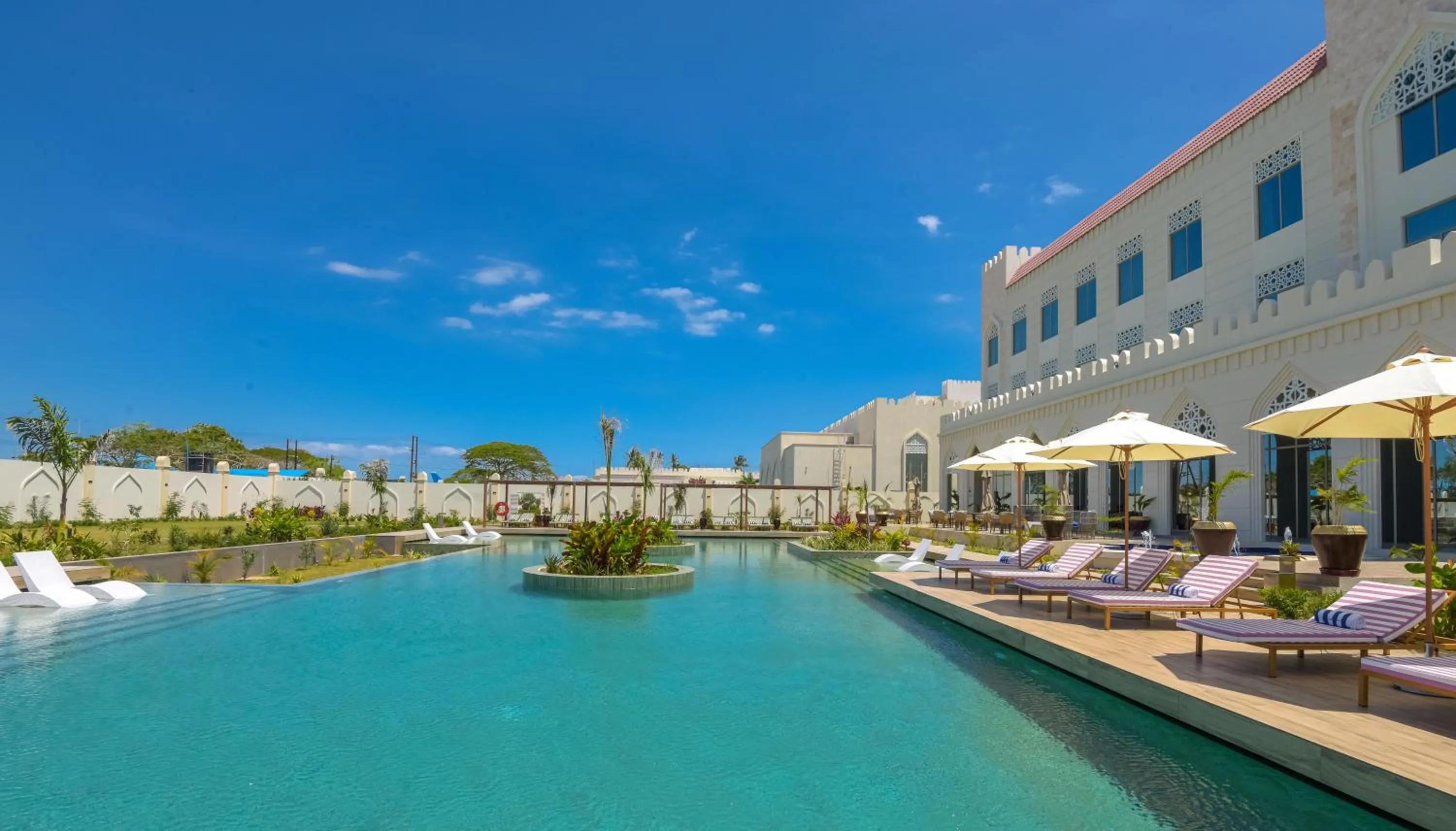Swimming pool in Golden Tulip Zanzibar Airport Hotel & Spa