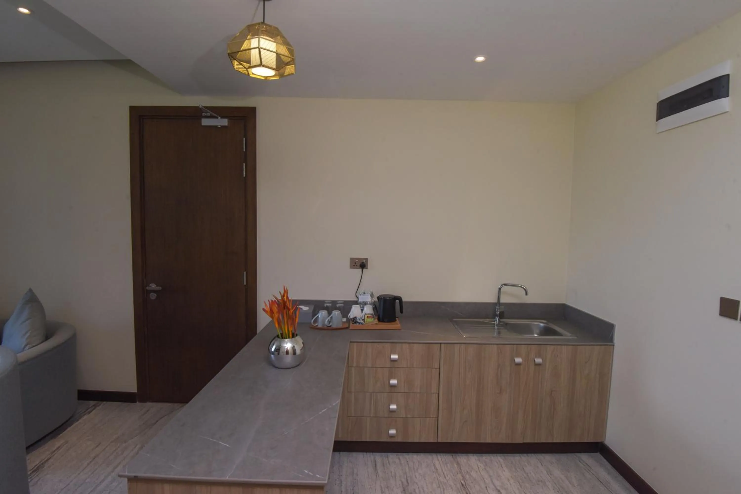 Coffee/tea facilities in Golden Tulip Zanzibar Airport Hotel & Spa